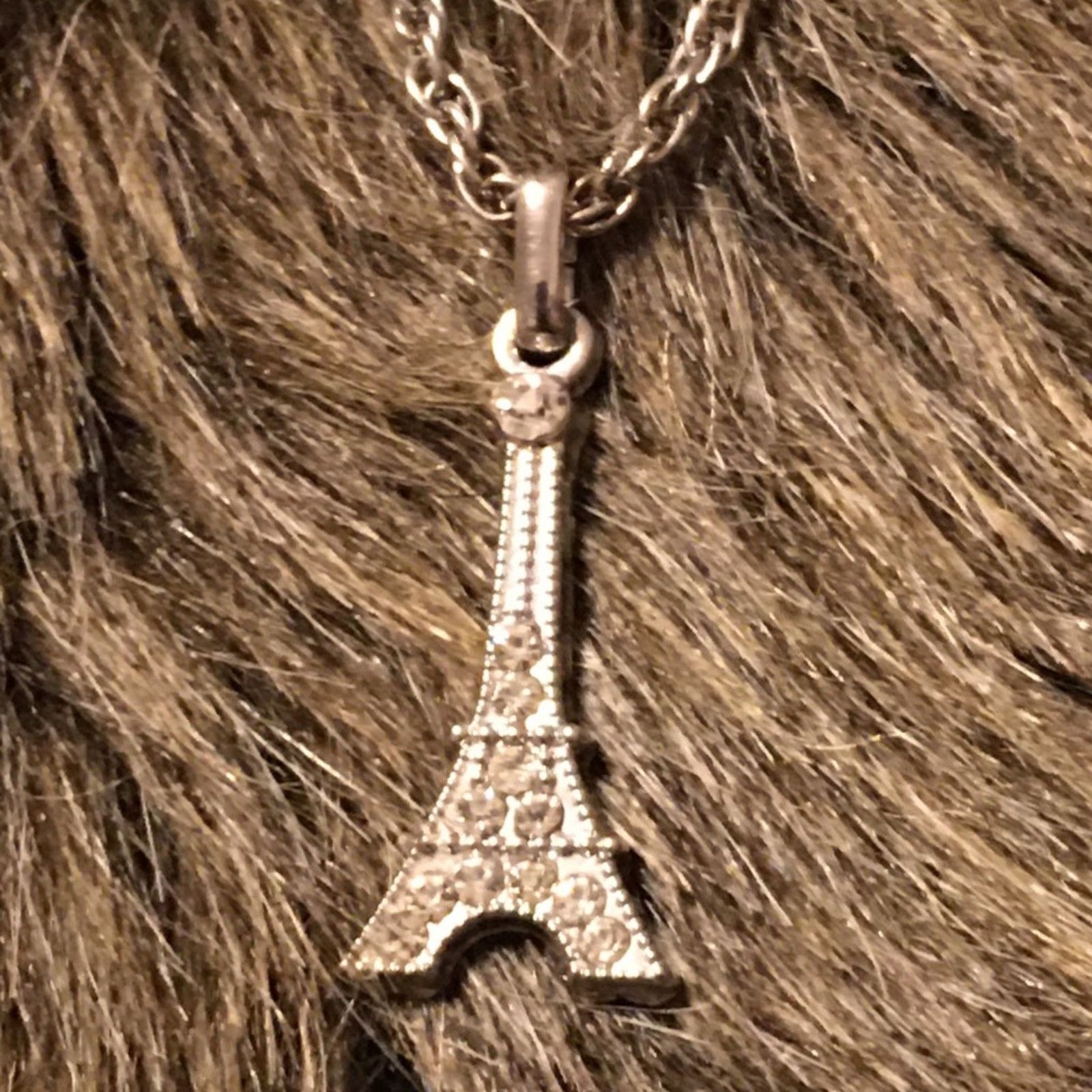 Jewelry Rhinestone Eiffel Tower pendant and chain necklace Size ONE SIZE - 2 Thumbnail