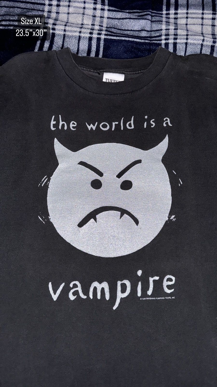 Image of Vintage Smashing Pumpkins World Is A Vampire Tee in Black, Men's (Size XL)