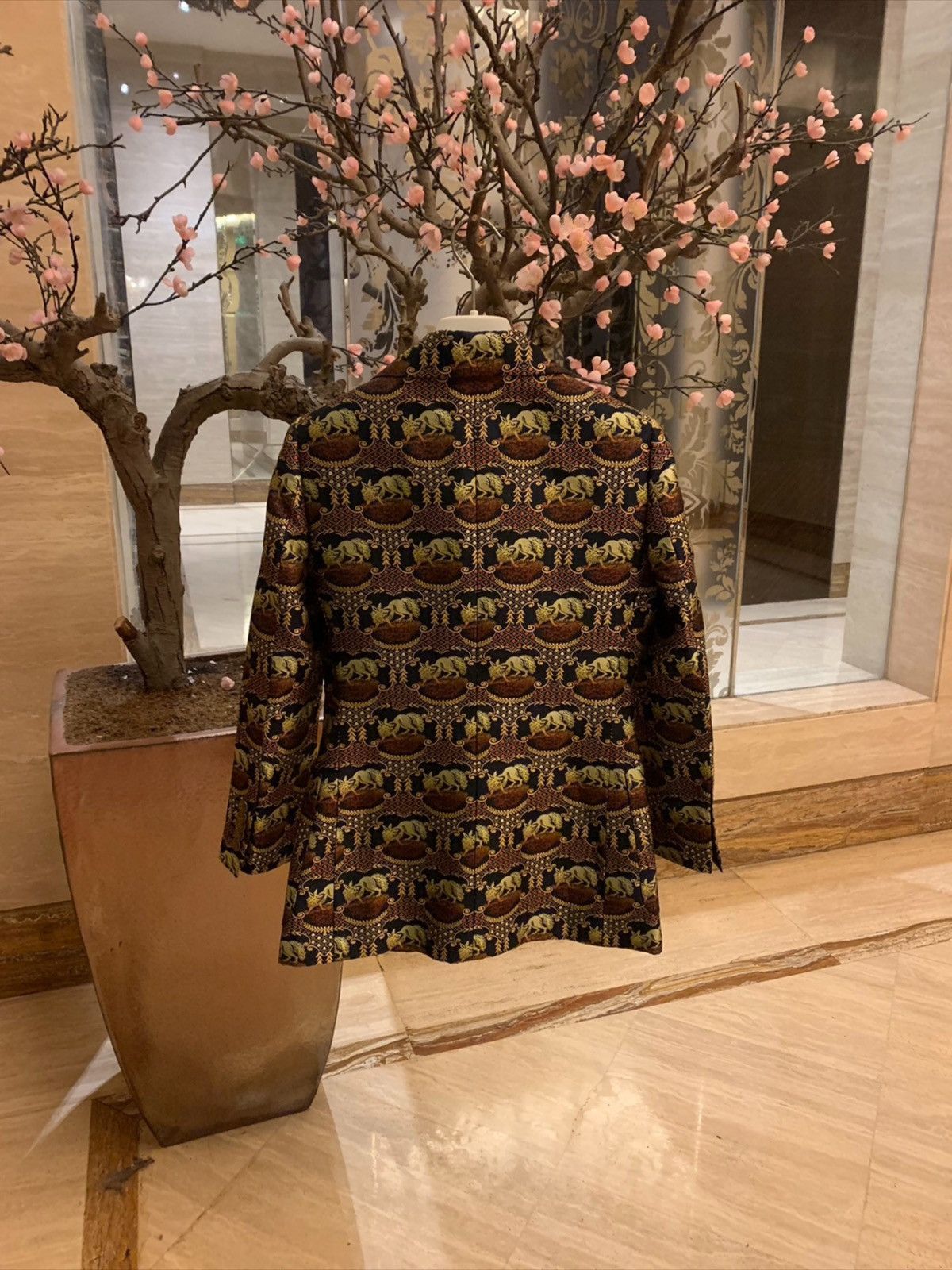 Gucci Gucci Runway print suit jacket Size US XXS / EU 40 - 4 Thumbnail