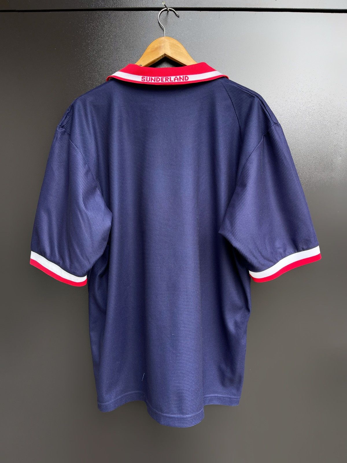 Nike SUNDERLAND 1999 2000 Away Football Shirt Jersey ASICS sz XL Size US XL / EU 56 / 4 - 11 Thumbnail
