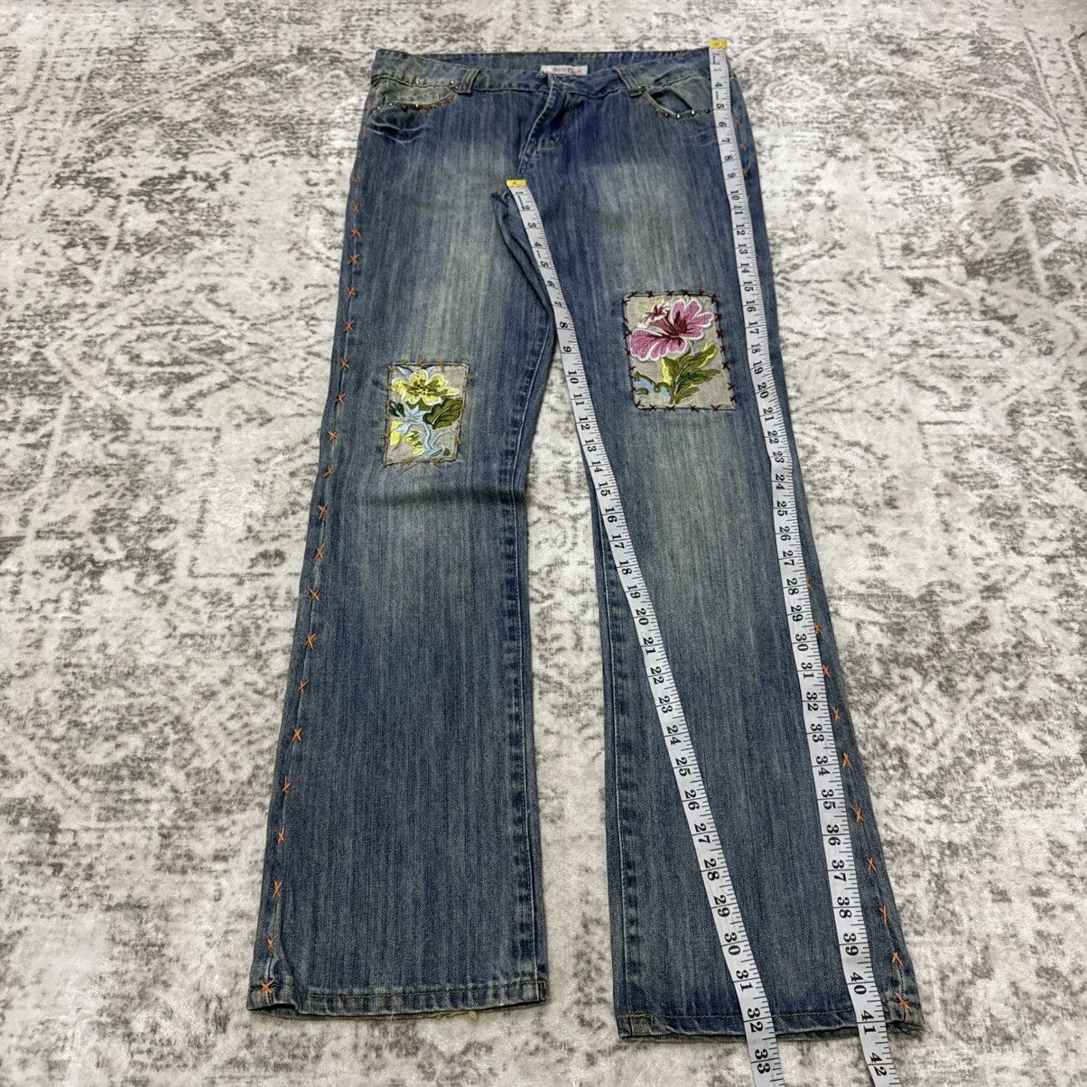 Kapital Vintage Japanese Brand Patch Work Embroidery Flared Jeans Size 30" / US 8 / IT 44 - 6 Thumbnail