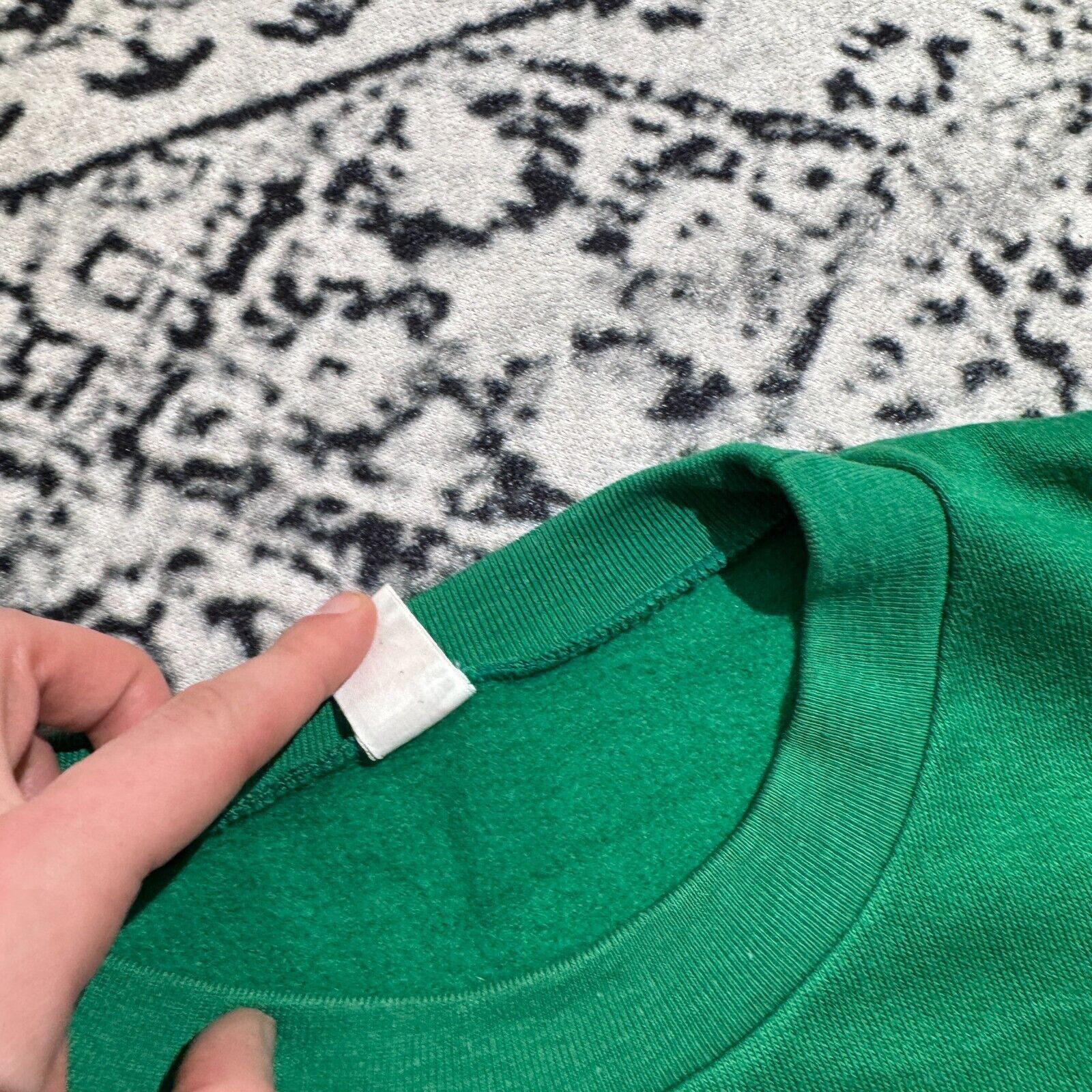 Vintage Vintage American Team Unisex Green Cotton Crewneck Size L Size US L / EU 52-54 / 3 - 8 Thumbnail