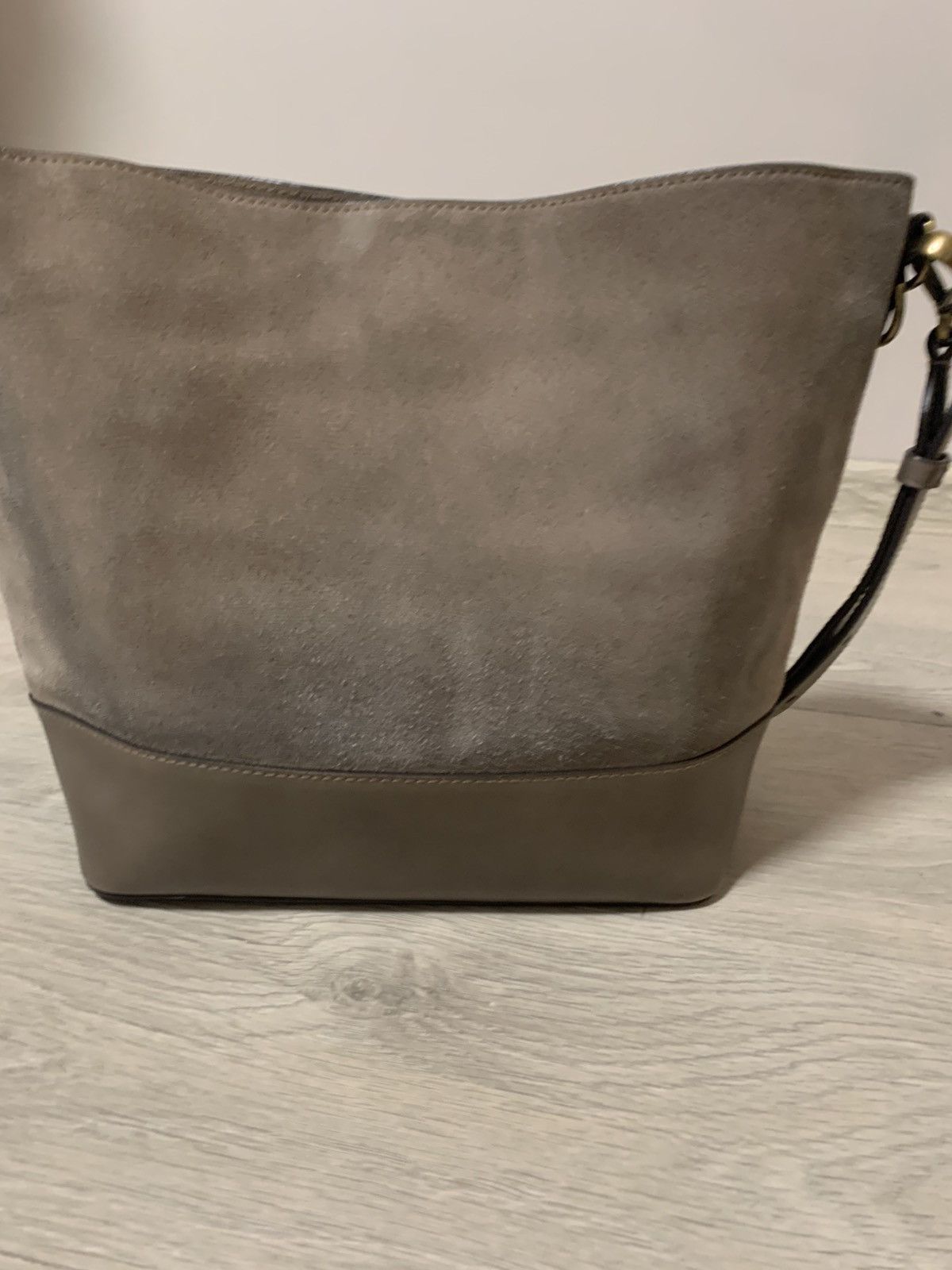 Polo Ralph Lauren Polo Ralph Lauren Tote Handbag Beige in Taupe Suede Size ONE SIZE - 19 Thumbnail
