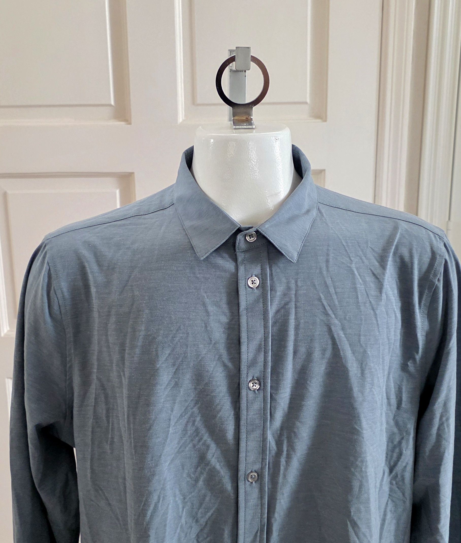 Vuori Vuori Mens Shirt Long Sleeve Bridge Button Down sz XL Size US XL / EU 56 / 4 - 2 Thumbnail