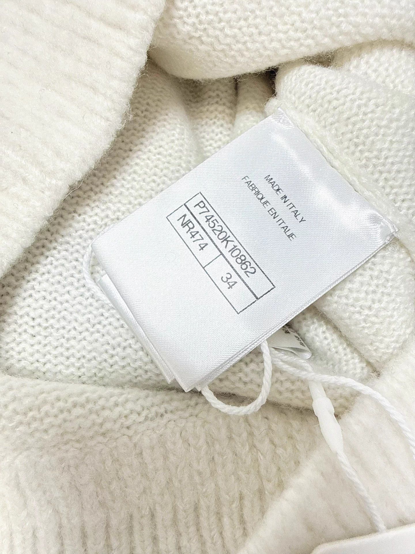 Chanel Chanel 23N Coco Neige Ski Black White Star Knit Sweater 34 Size XS / US 0-2 / IT 36-38 - 5 Thumbnail