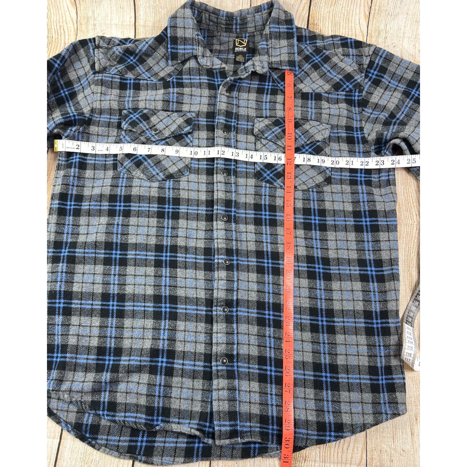 Vintage VINTAGE Noble Outfitters Plaid Flannel Blue Black Large Western Snap Shirt Mens L Long Sleeve Button-Up Western Pattern Embroidered Accents Size US L / EU 52-54 / 3 - 5 Thumbnail