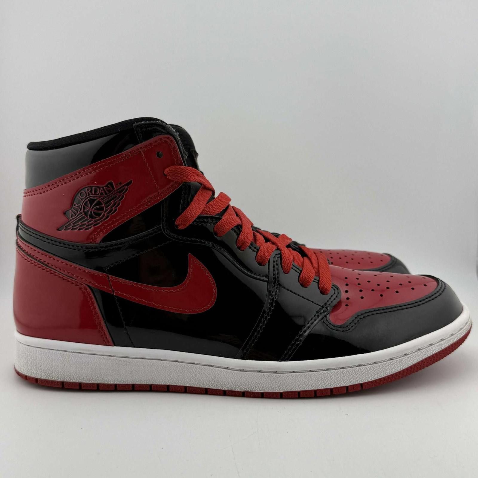 Nike Jordan 1 Patent Bred US 10 Used OG Box Size US 10 / EU 43 - 4 Thumbnail
