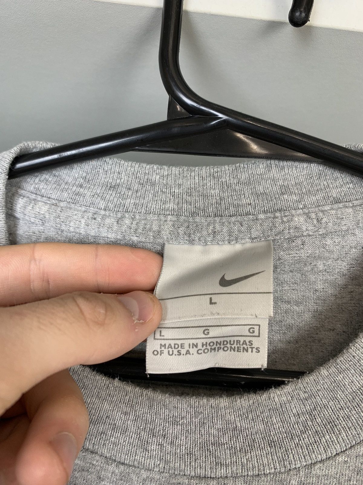 Other Vintage Nike 72 Big Logo T-shirt Size US L / EU 52-54 / 3 - 4 Thumbnail