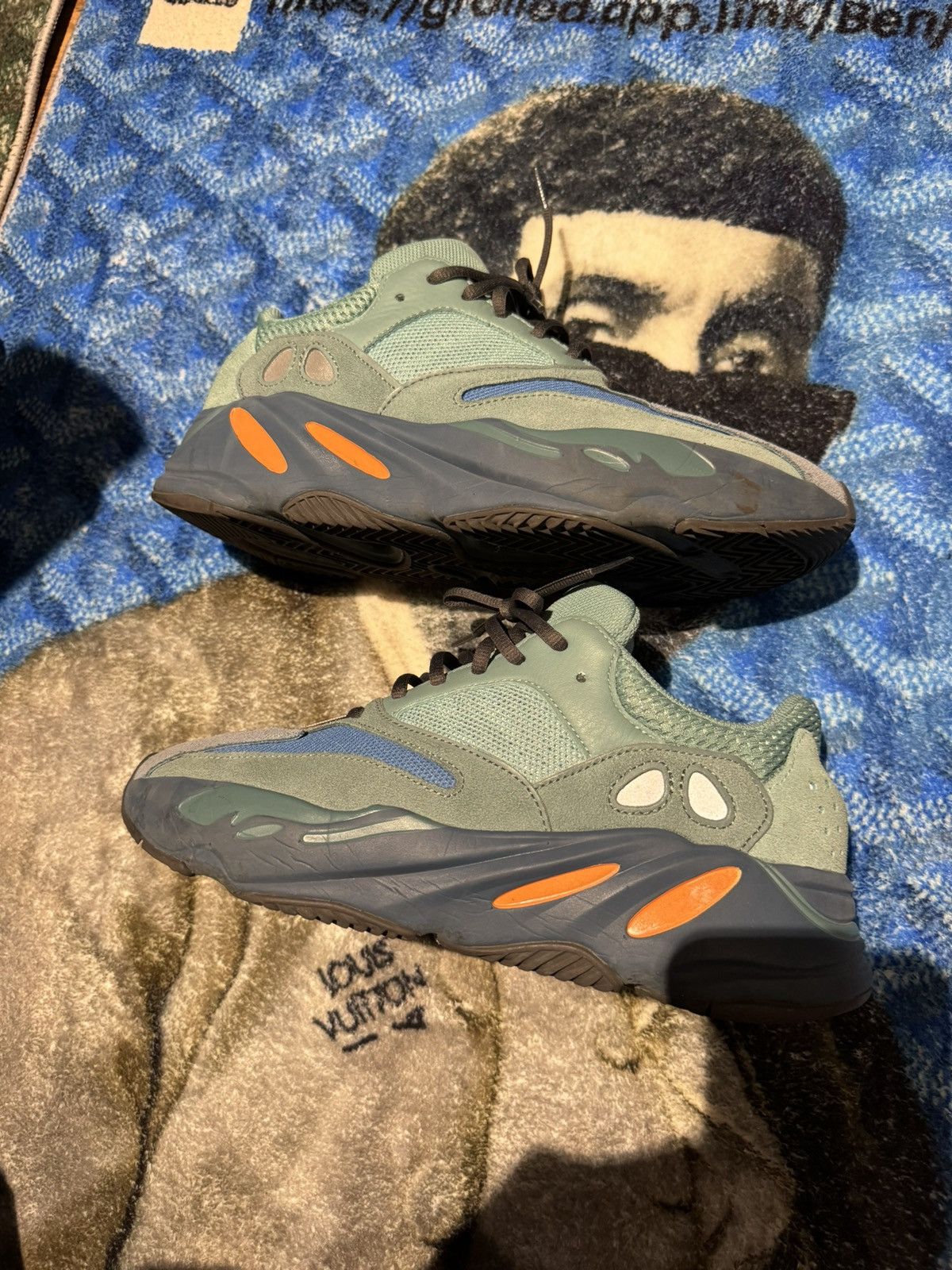 Yeezy Yeezy Boost 700 Faded Azure Size US 9.5 / EU 42-43 - 1 Thumbnail