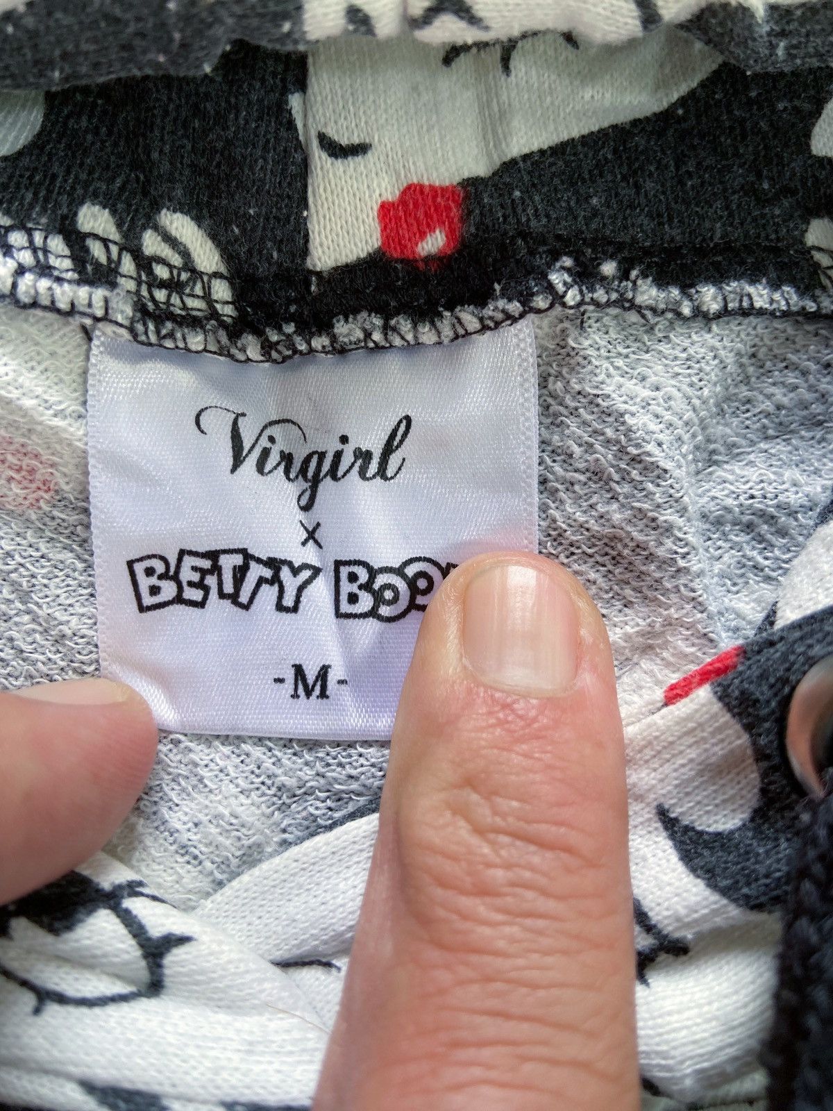 Japanese Brand VIRGIRL x BETTY BOOP HOODIE Size US M / EU 48-50 / 2 - 9 Thumbnail