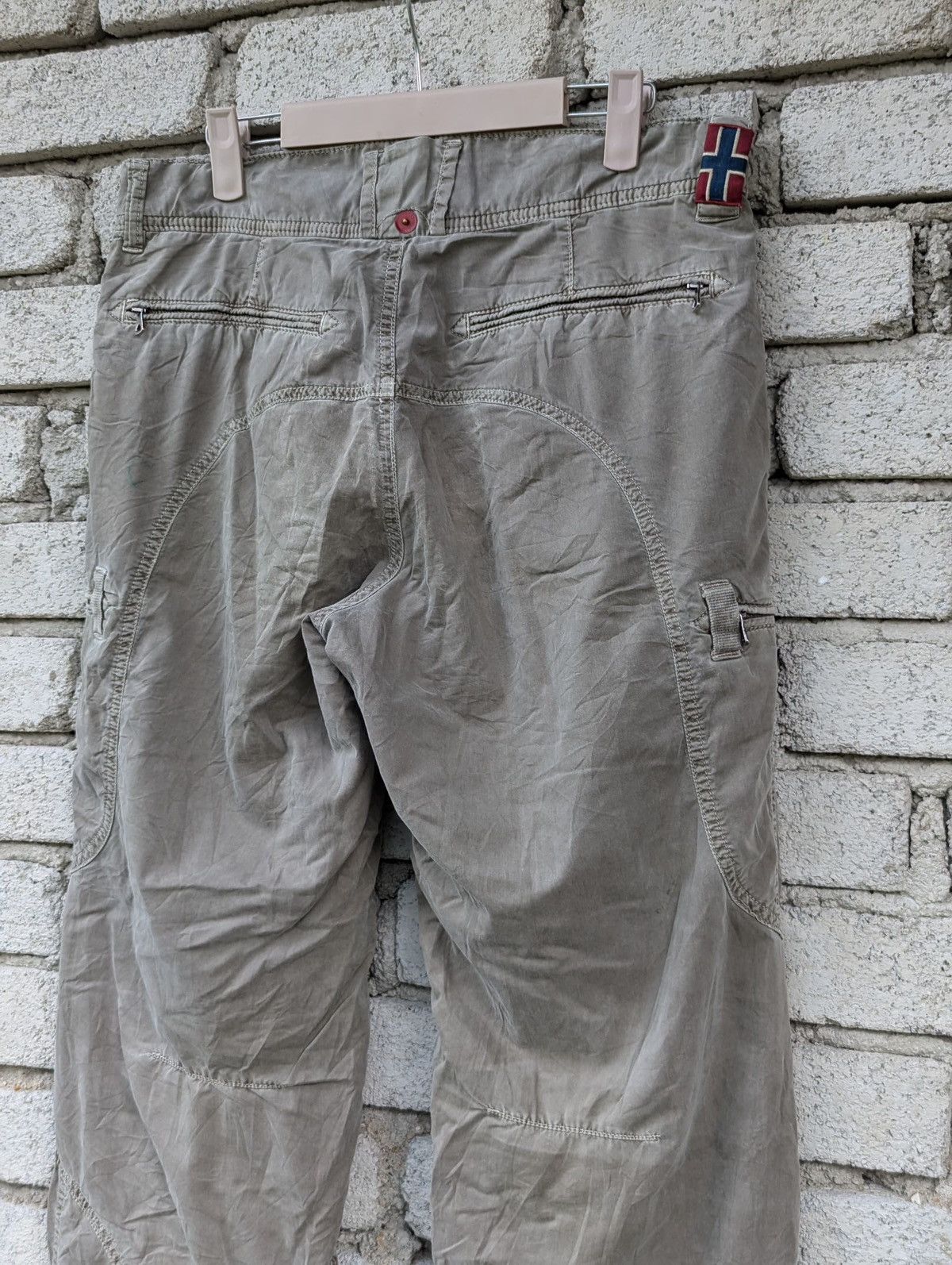 Napapijri Napapijri Cargo Pants Destress Size US 32 / EU 48 - 6 Thumbnail