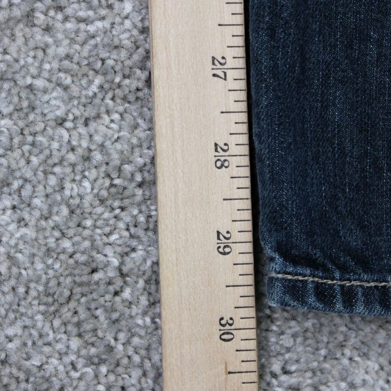 Levi's Levi's 501 Jeans Men 42x30 Blue Button Fly 100% Cotton 5-Pocket Denim Straight Size US 42 / EU 58 - 4 Thumbnail