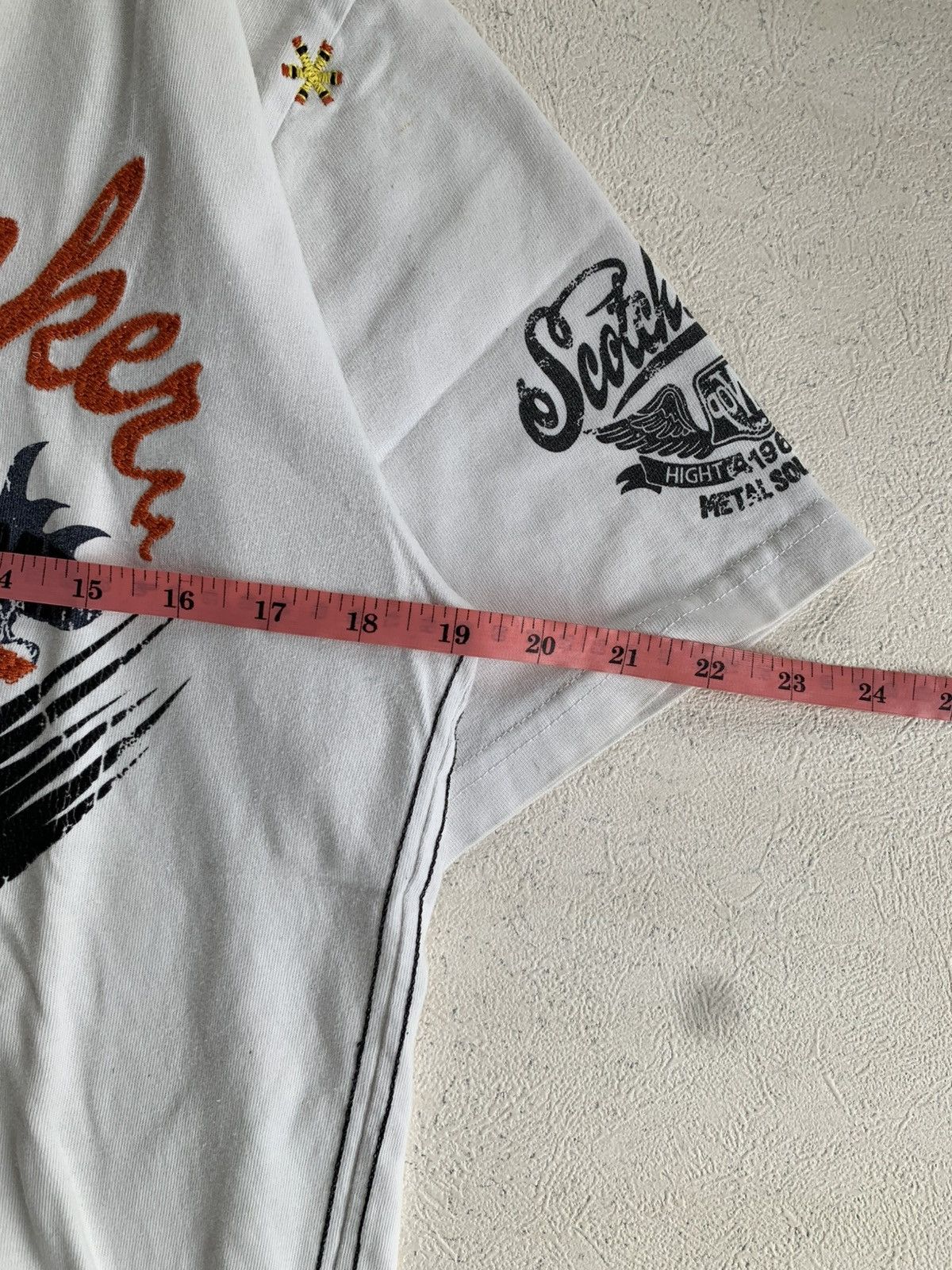 Japanese Brand Y2K Japanese Trade Mark Bone Shake Tee Size US M / EU 48-50 / 2 - 3 Thumbnail