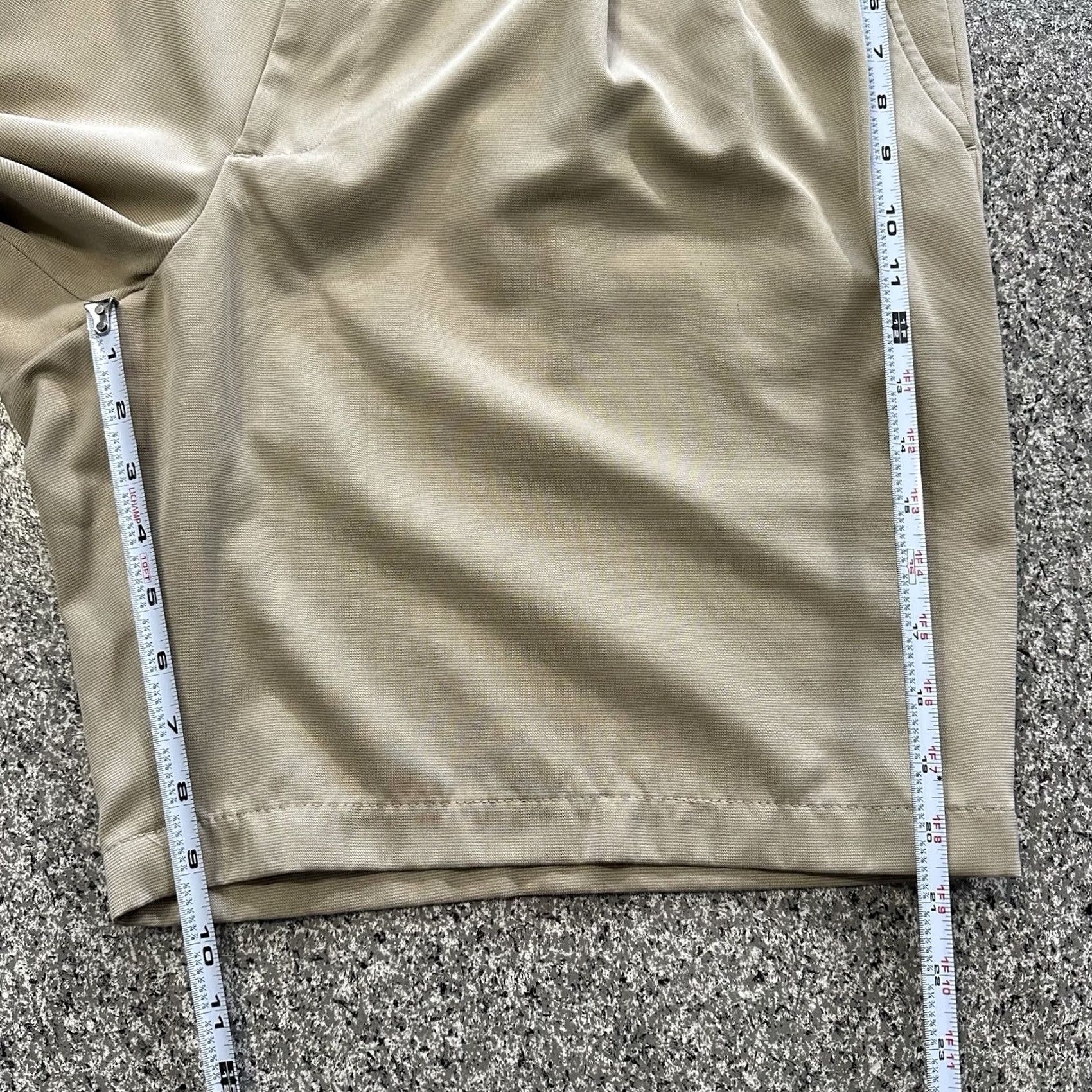 Vintage Greg Norman Mens 42 Beige Tan Pleated 9.5” Inseam Shorts Plaid Chino Casual Sports Pockets Bar 9 Inseam (No N/A) Size US 42 / EU 58 - 6 Thumbnail