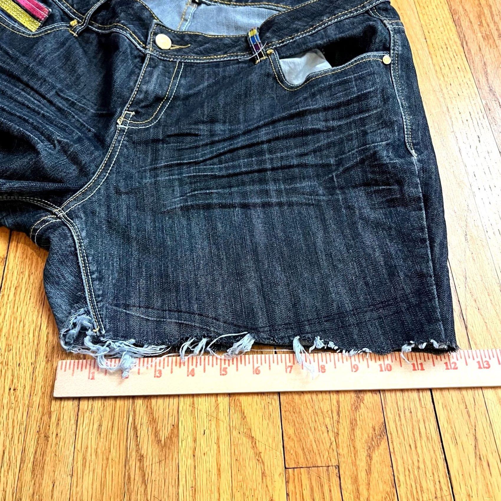 Coogi Coogi Shorts Womens 18 Jean Cut Off Rainbow Blue 38x4 Plus blue womens jean shorts 18 rainbow cut off Coogi Size 40" / US 18 - 8 Thumbnail
