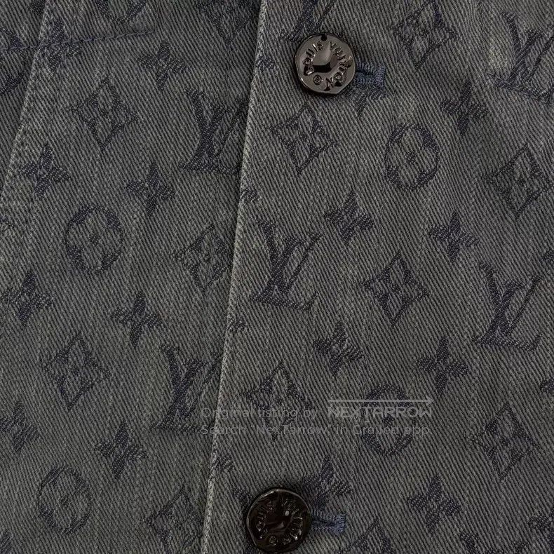 Louis Vuitton Louis Vuitton Blue long-sleeved denim jacket with full pri Size US M / EU 48-50 / 2 - 7 Thumbnail