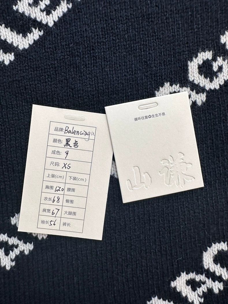 Balenciaga Balenciaga High Neck Full Print Logo Knit Sweater Jacket B Size US XS / EU 42 / 0 - 9 Thumbnail