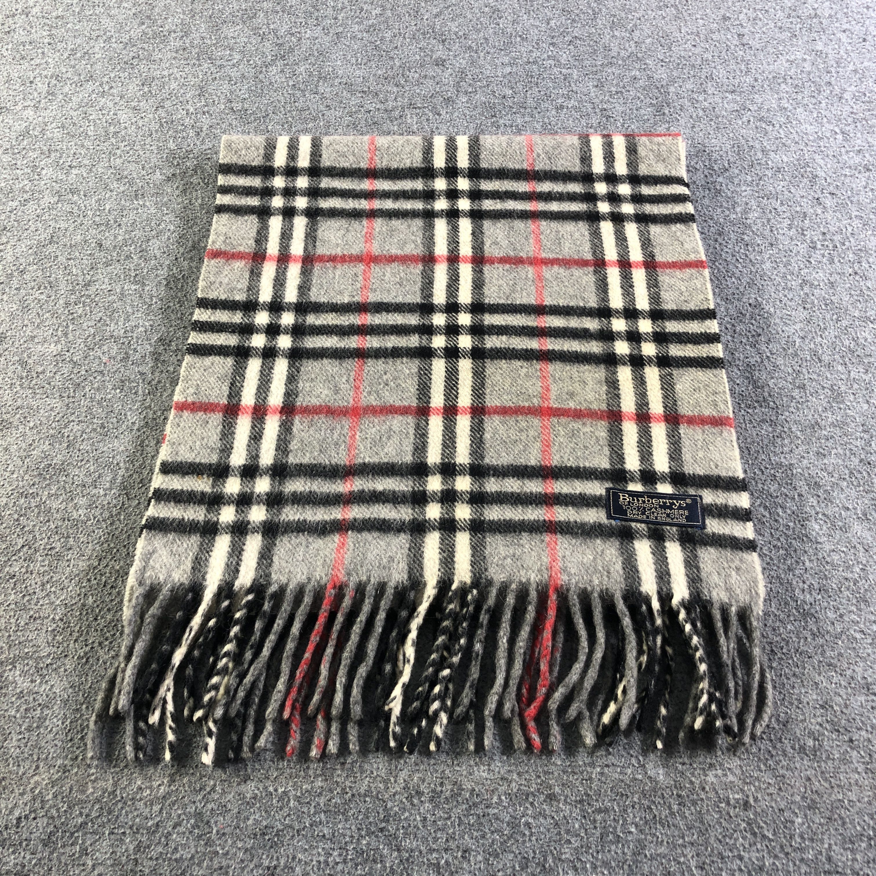 Burberry Burberrys Nova Check Cashmere Scarf Muffler V2634 Size ONE SIZE - 2 Thumbnail