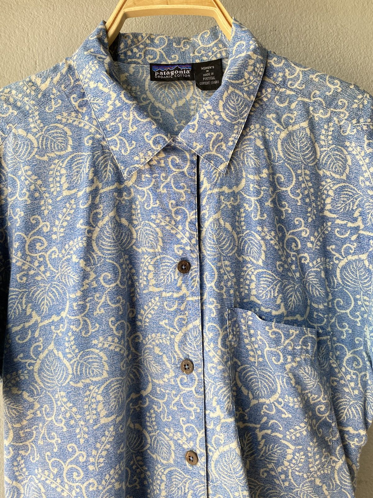 Patagonia Patagonian ORGANIC Blue Leaf Print Short-Sleeve Shirt Size ONE SIZE - 9 Thumbnail