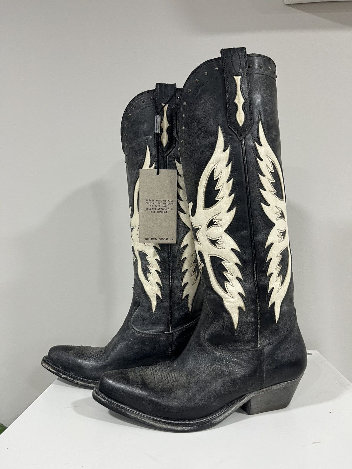 Golden Goose Haus Of Dreamers Exclusive Wish Star. Size 36 Size US 6 / IT 36 - 8 Thumbnail