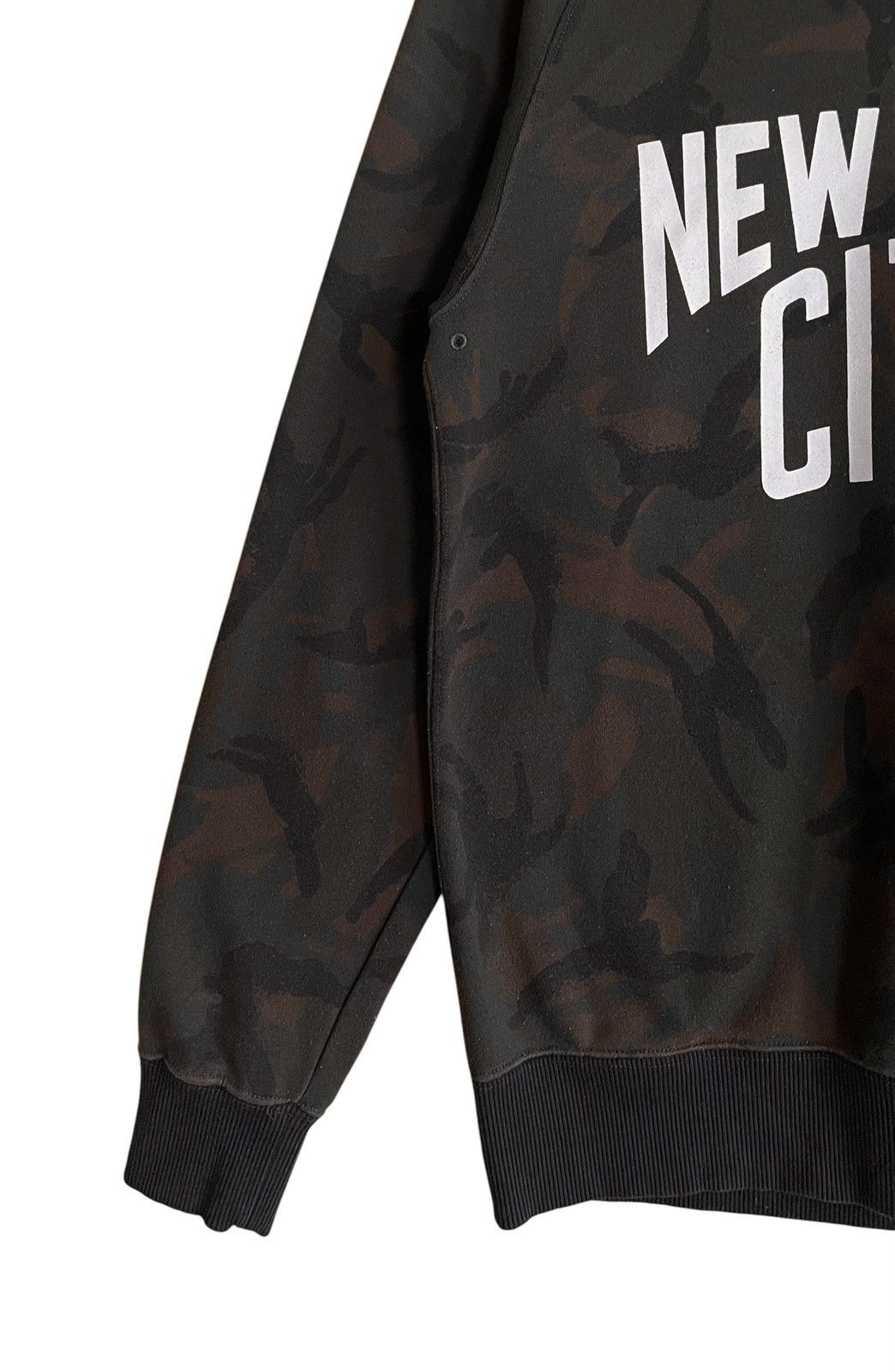 Number (N)ine Very Rare Vintage Number Nine Camouflage Sweatshirt 2000s Size US M / EU 48-50 / 2 - 4 Thumbnail