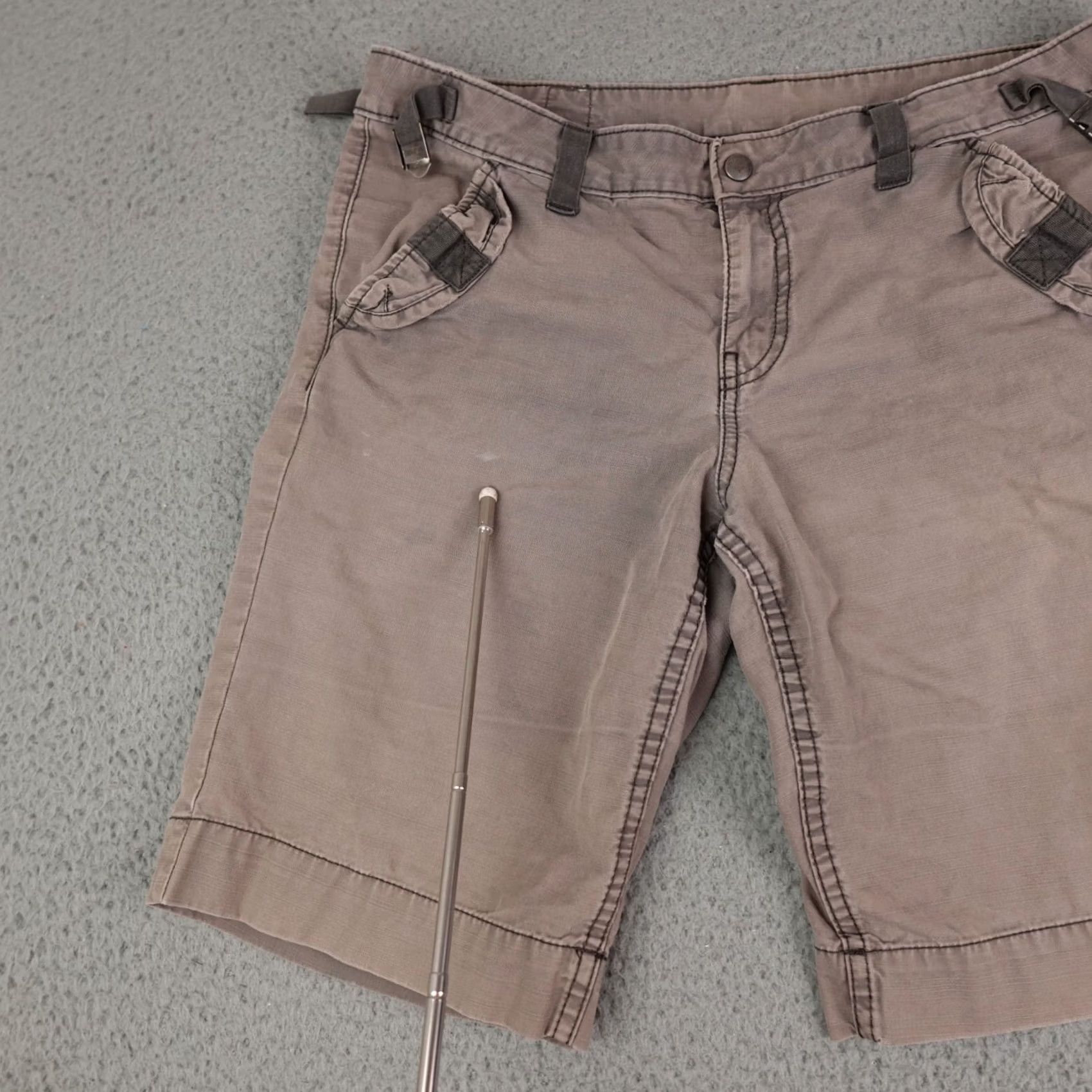 Lucky Brand Luck Brand Shorts Mens 30 Gray Canvas Buckle Grunge Y2K Bermuda Front Flat Front Size US 30 / EU 46 - 5 Thumbnail