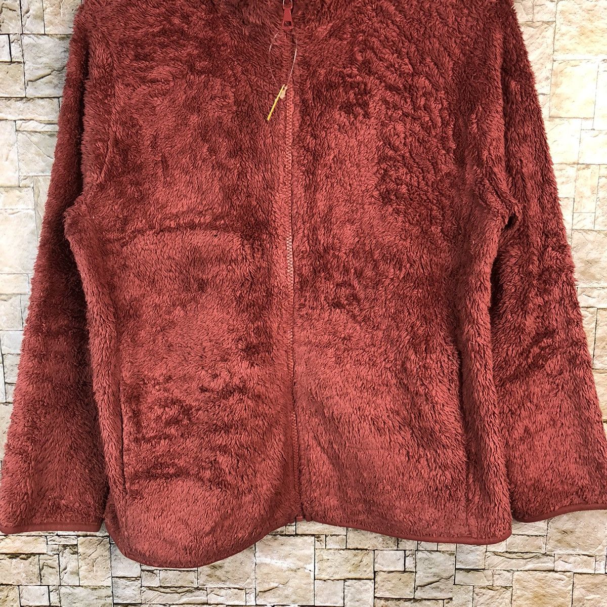 Japanese Brand Uniqlo Red fleece Sweater #A501 Size US M / EU 48-50 / 2 - 3 Thumbnail