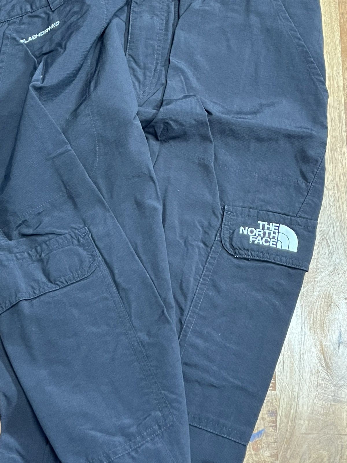 The North Face × Vintage Northface cargo pants Size US 26 / EU 42 - 3 Thumbnail