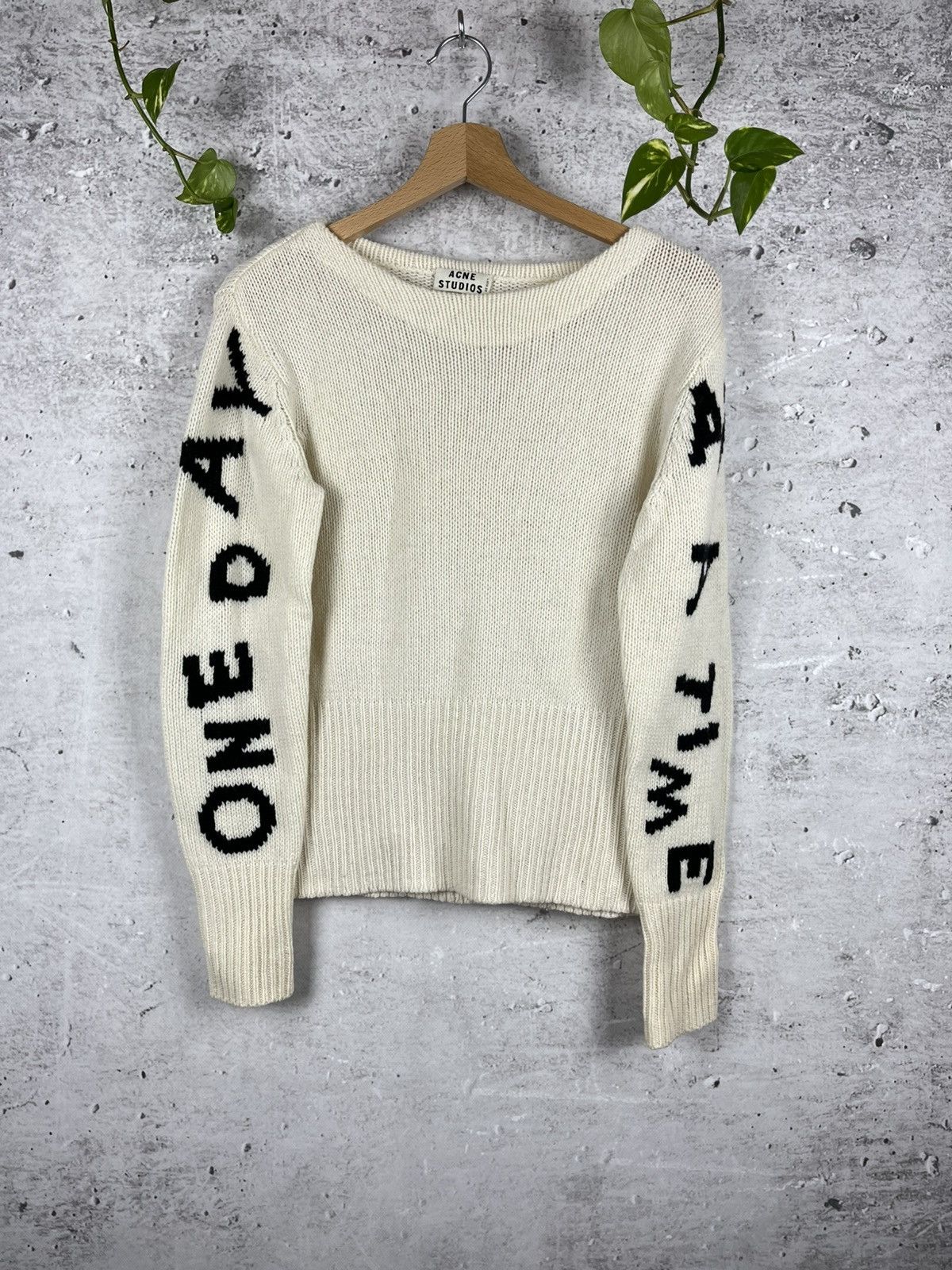 Acne Studios × Designer Acne Studios - Lupine One Day At The Time Wool Sweater XS Size XS / US 0-2 / IT 36-38 - 1 Thumbnail