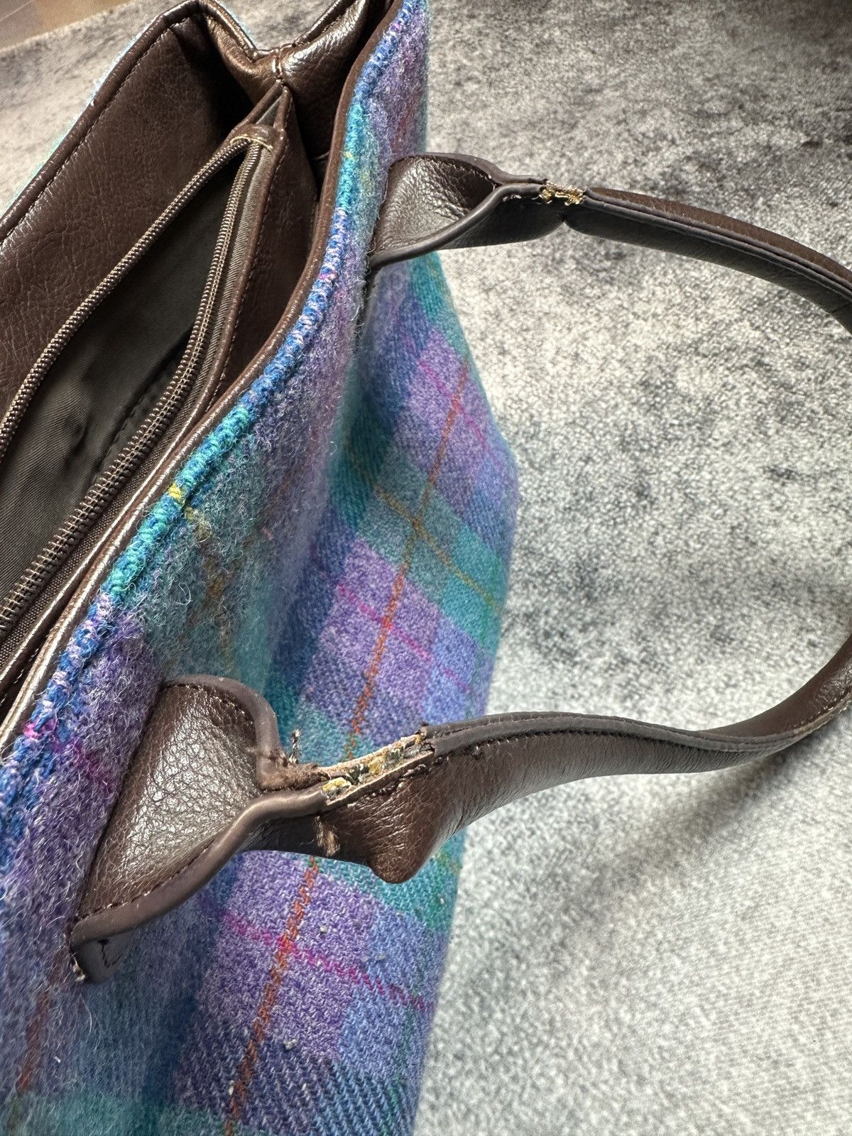 Harris Tweed × Vintage Vintage Harris Tweed Bag Wool UK Style Streetwear Casual Size ONE SIZE - 5 Thumbnail