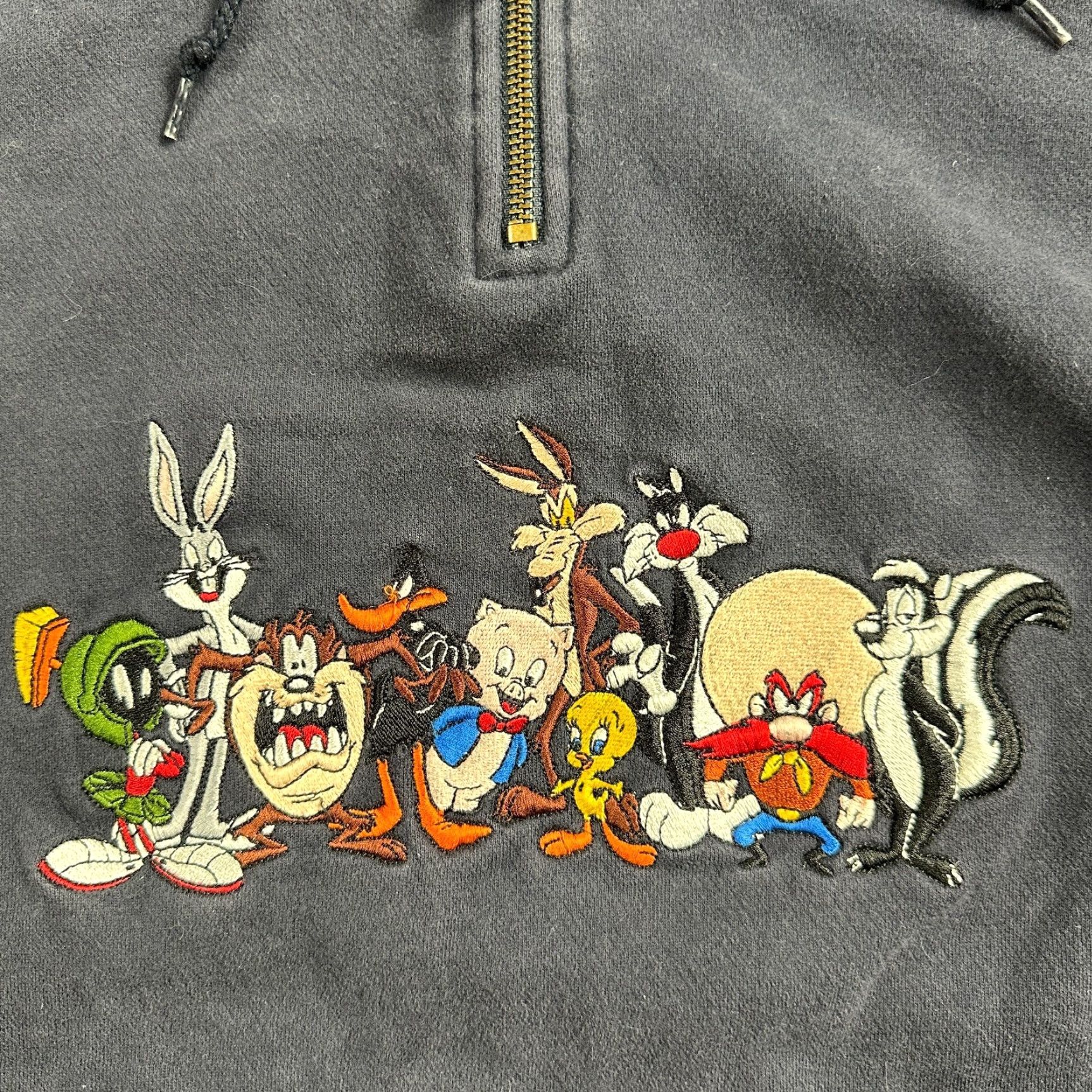 Vintage VINTAGE Warner Bros Studio Store Embroidered Looney Tunes Quarter Zip Hoodie M Blue Bugs Bunny Unisex Adults Hoodie 90s Cartoon Theme Mens Womens Size US M / EU 48-50 / 2 - 4 Thumbnail