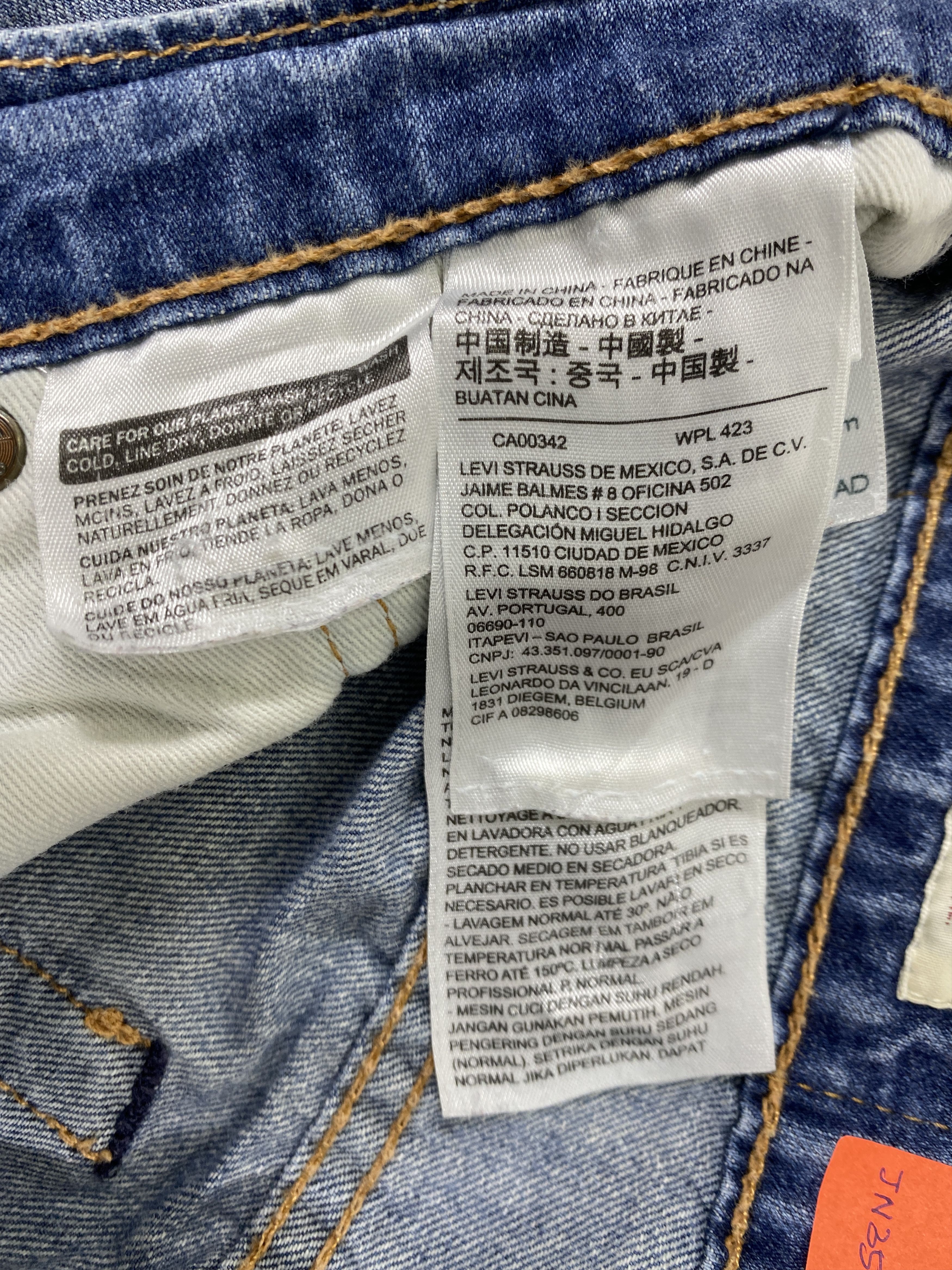 Levi's Distressed Blue Vintage Levi's 511 Jeans 30x30 Denim- JN3507 Size US 30 / EU 46 - 9 Thumbnail