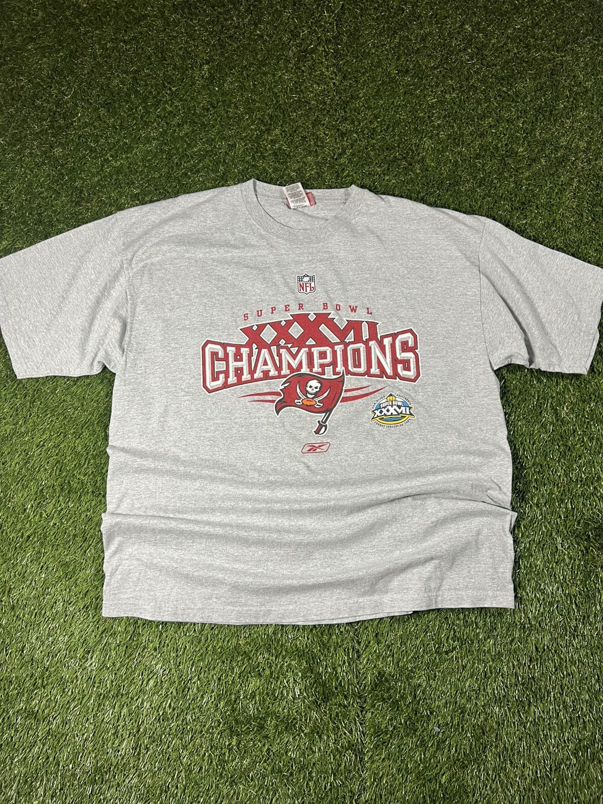 NFL Vintage Y2k Tampa Bay Buccaneers Retro Reebok Champions Tee Size US XL / EU 56 / 4 - 1 Thumbnail