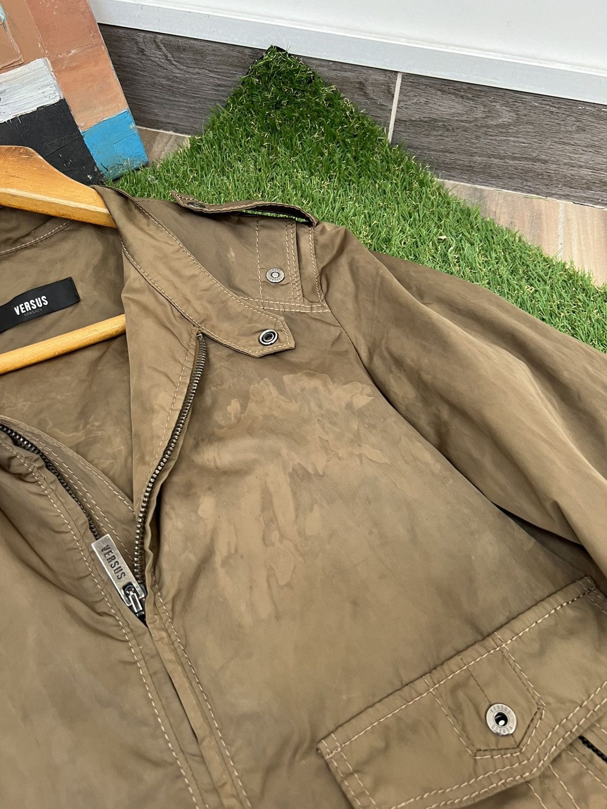 Vintage Vintage Versace Versus Nylon Jacket Luxury Bomber Size US M / EU 48-50 / 2 - 6 Thumbnail