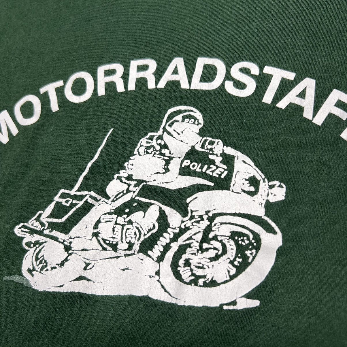 Vintage VTG German Police Tee Shirt Green Motorcycle Polizei Bike Size US XXL / EU 58 / 5 - 3 Thumbnail