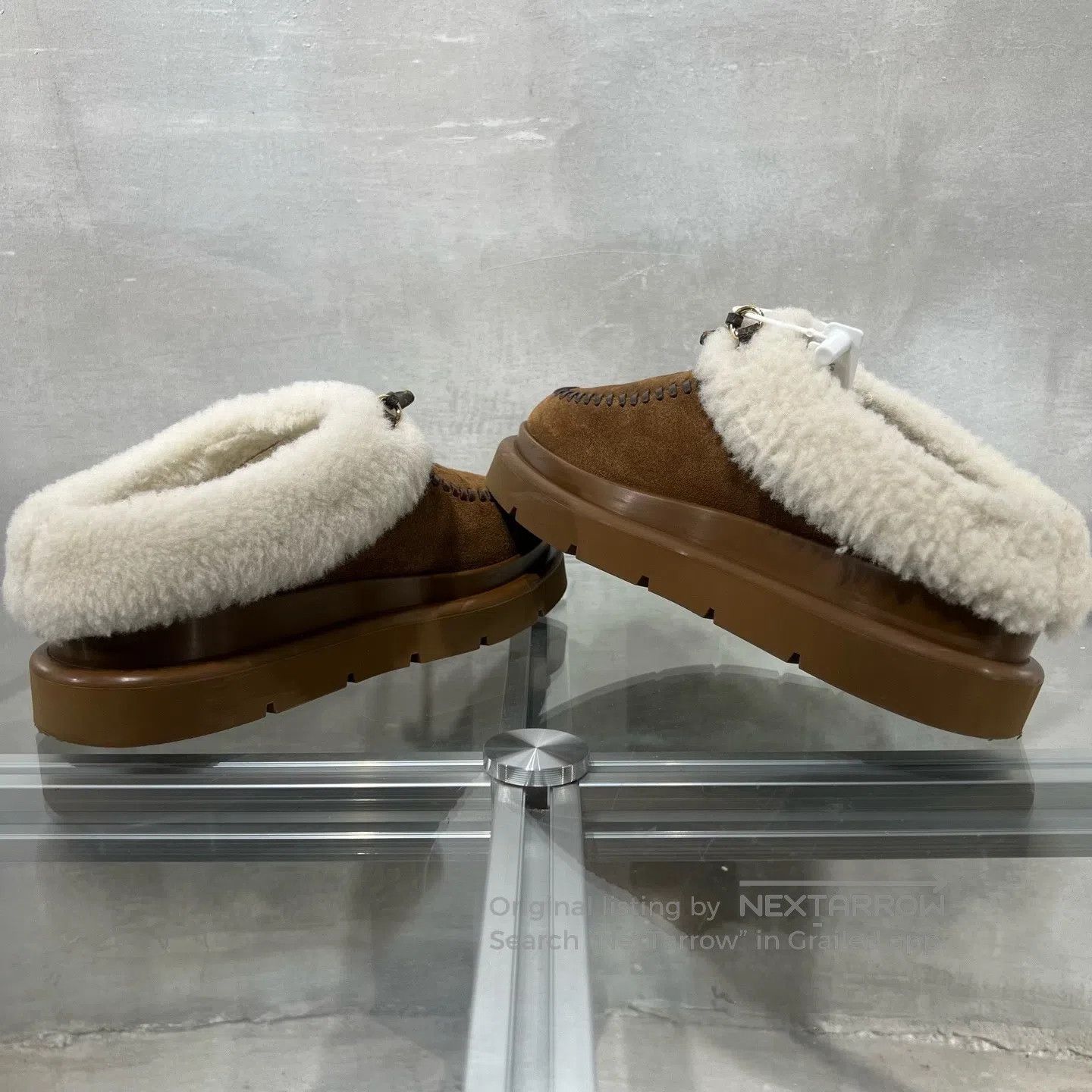 Louis Vuitton Louis Vuitton SKI SS26 Cortina Round-Toe Thick-Soled Slip Size US 7.5 / IT 37.5 - 5 Thumbnail