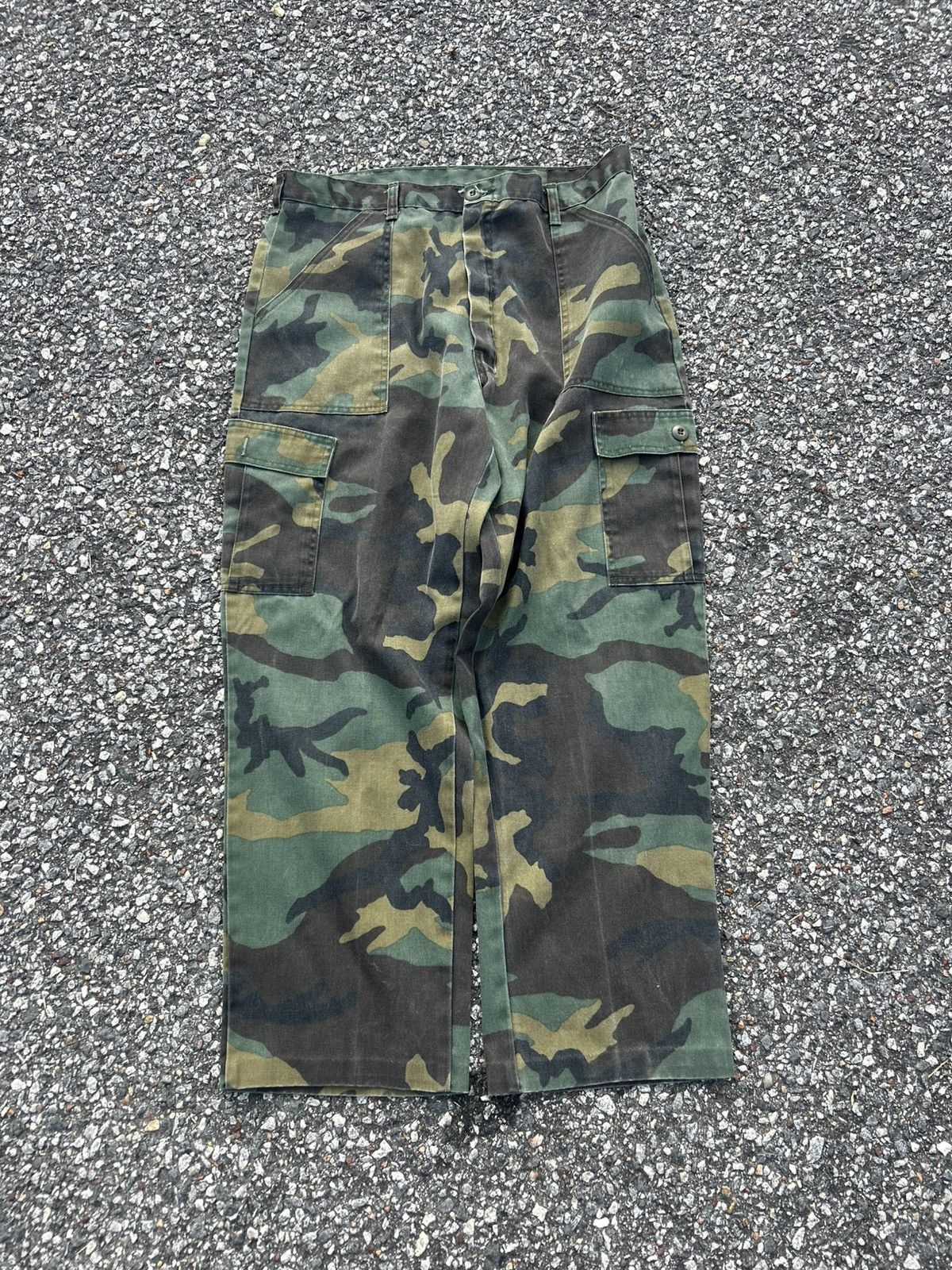 Vintage Super sick 60s OG 107s military camo pants Size US 34 / EU 50 - 1 Thumbnail