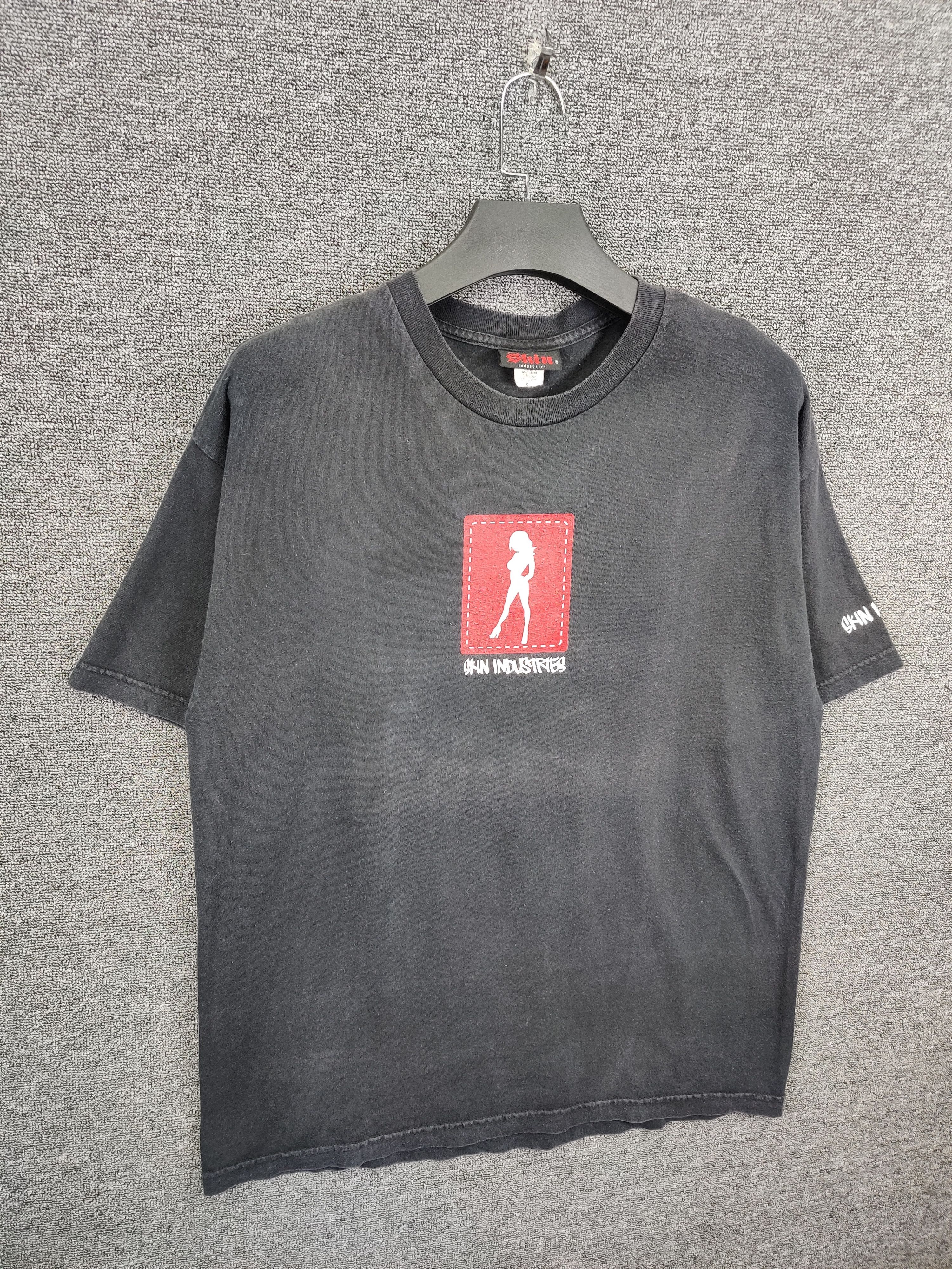 Vintage Vintage 90s Skin Industries Skateboard Tee Tshirt Size US XL / EU 56 / 4 - 4 Thumbnail