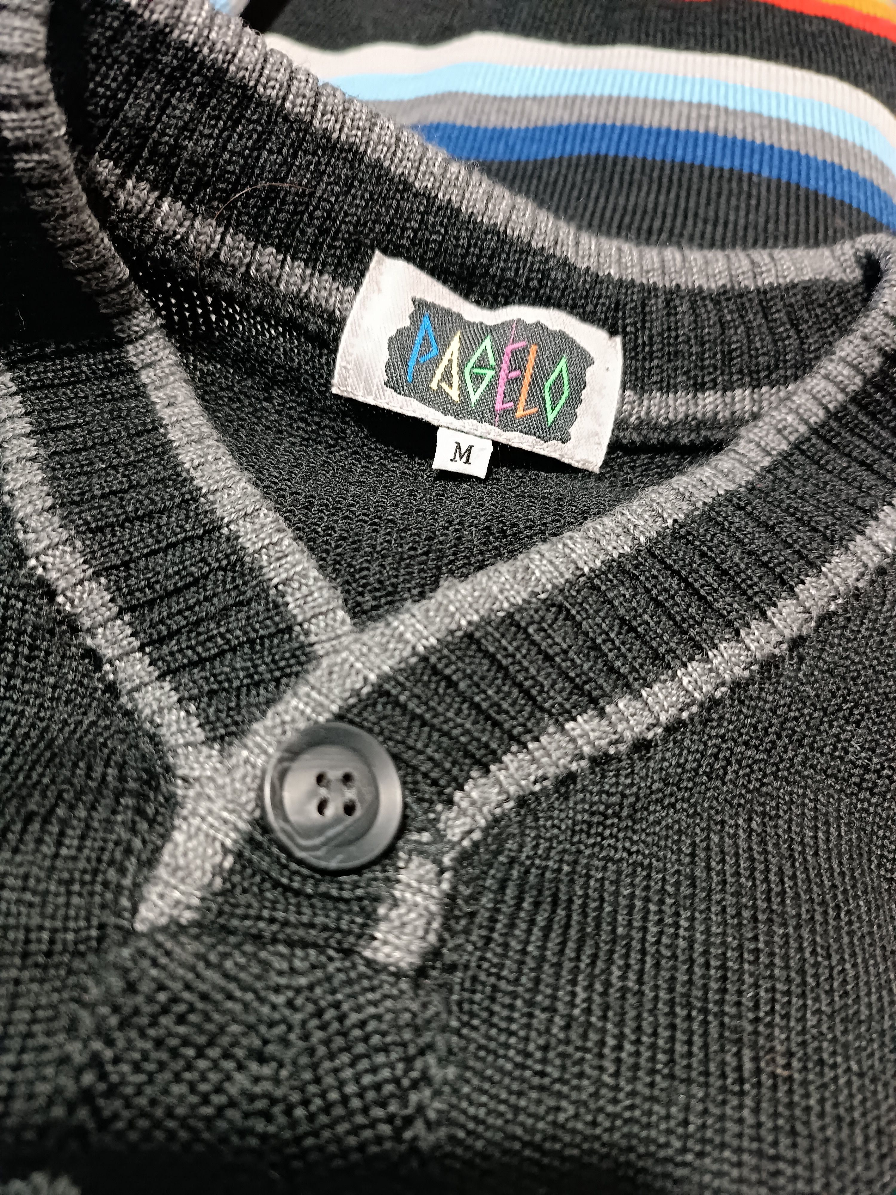 Japanese Brand Vintage Pagelo Rainbow Striped V Neck Knit Sweater Golf Size US M / EU 48-50 / 2 - 8 Thumbnail