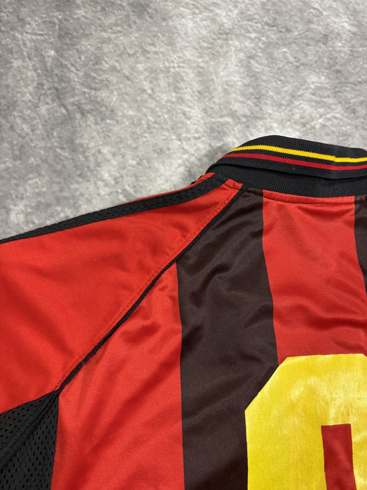 Vintage 1990s Vintage Deportivo Cuenca Jersey Soccer Collar Ecuador Size US S / EU 44-46 / 1 - 10 Thumbnail