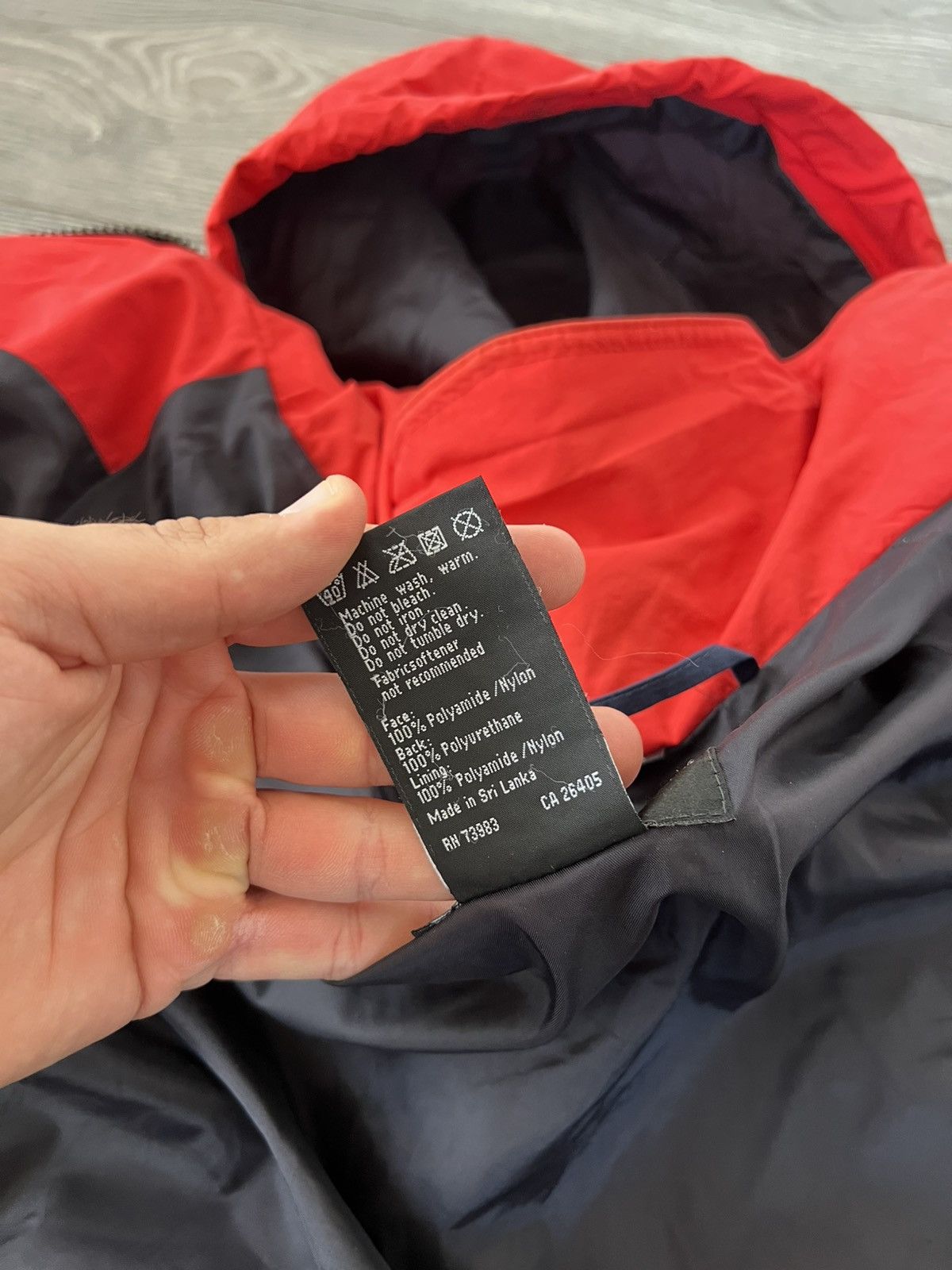 Helly Hansen VINTAGE‼️ Helly Hansen Rare 90s Waterproof Gorpcore Jacket Size US L / EU 52-54 / 3 - 21 Thumbnail