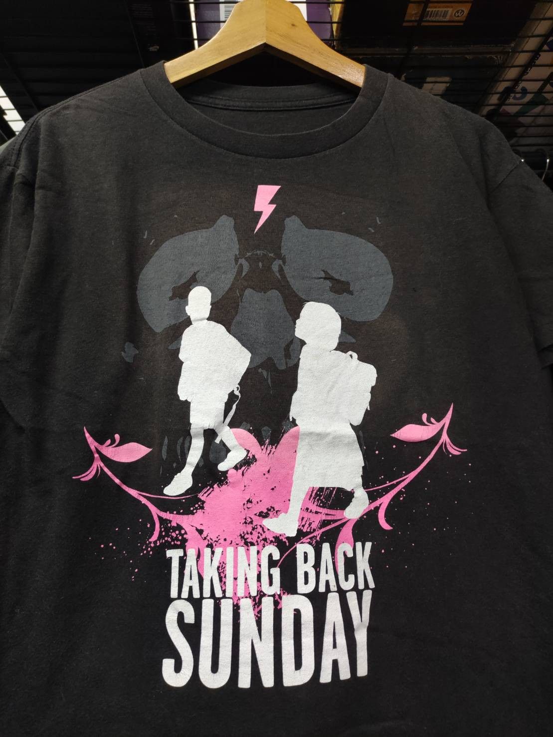 Band Tees Vtg Taking Back Sunday " Skull Children " T-Shirt Size US M / EU 48-50 / 2 - 1 Thumbnail