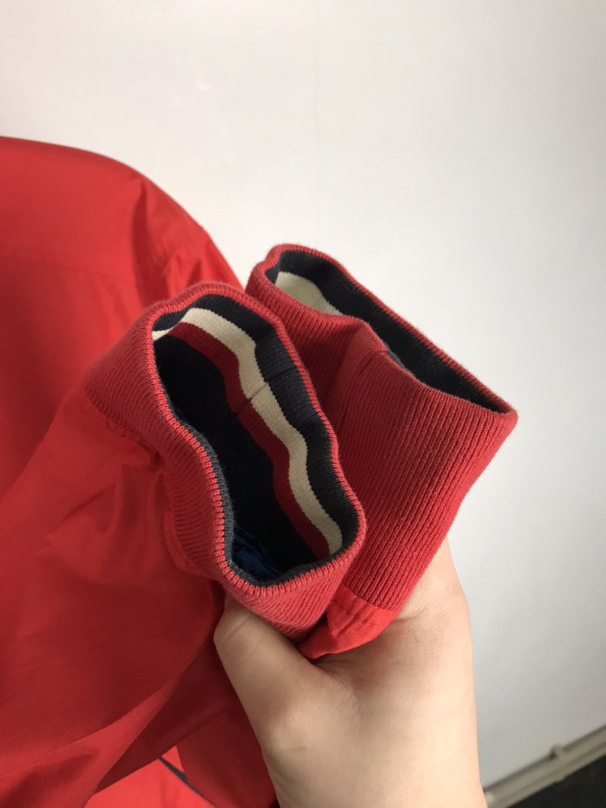 Gant Men’s L/52,Gant Classic Casual Windbreaker Jacket,Bomber Size US L / EU 52-54 / 3 - 7 Thumbnail
