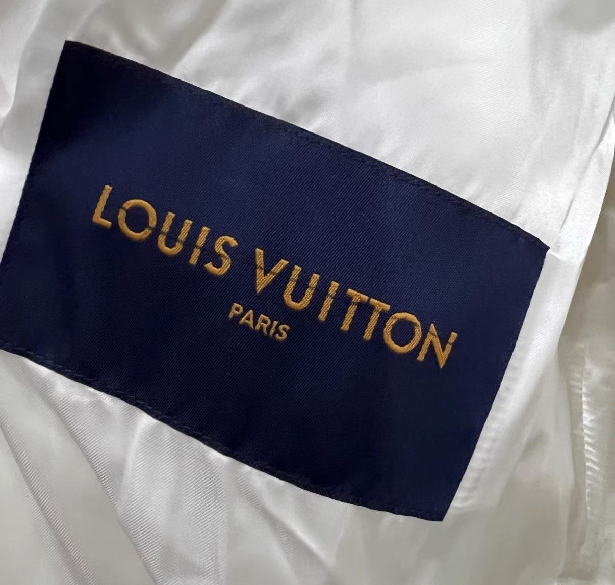 Louis Vuitton Louis Vuitton Monogram Cartoon Baseball Jacket J41 Size US M / EU 48-50 / 2 - 3 Thumbnail