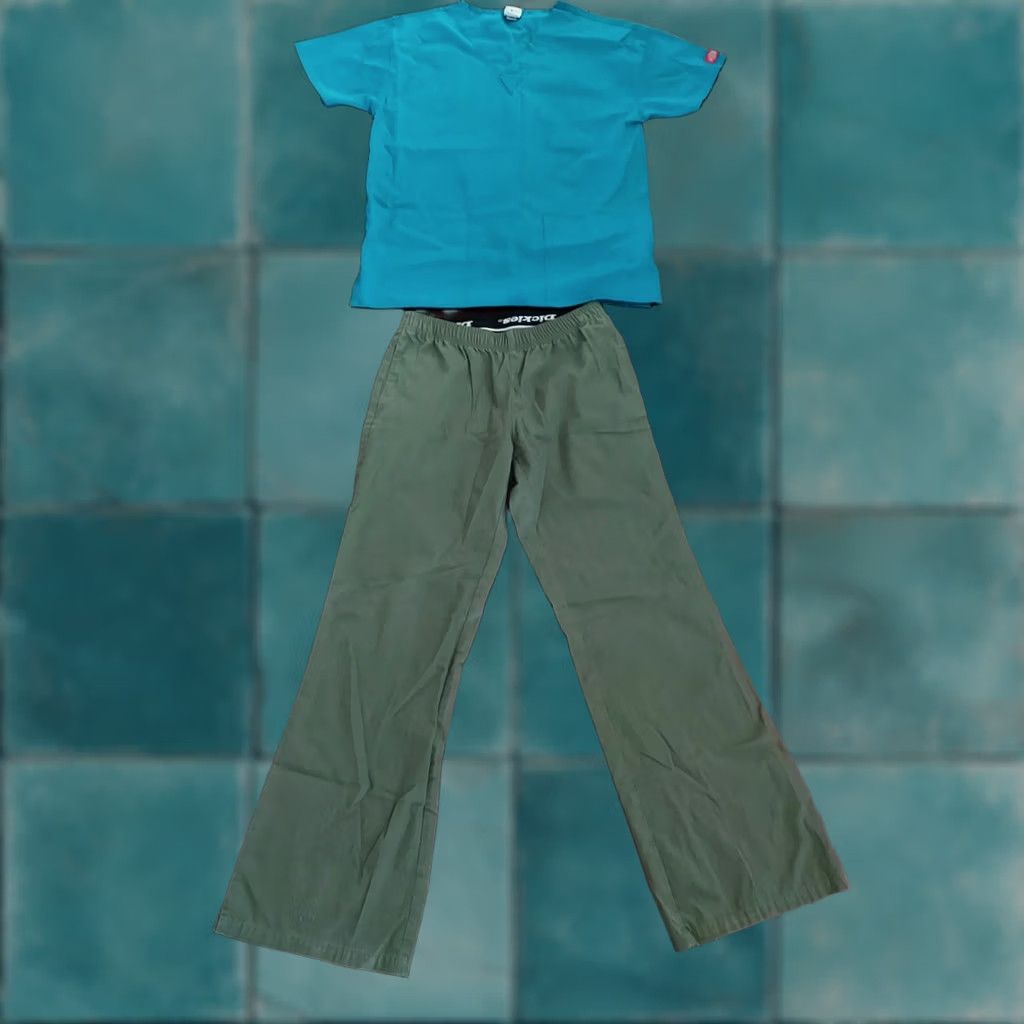 Dickies Dickies Scrubs Women Medical Uniform Set, Blue & Green Nursing, pant & top - XS Blue Unisex Medical Size XS / US 0-2 / IT 36-38 - 1 Thumbnail