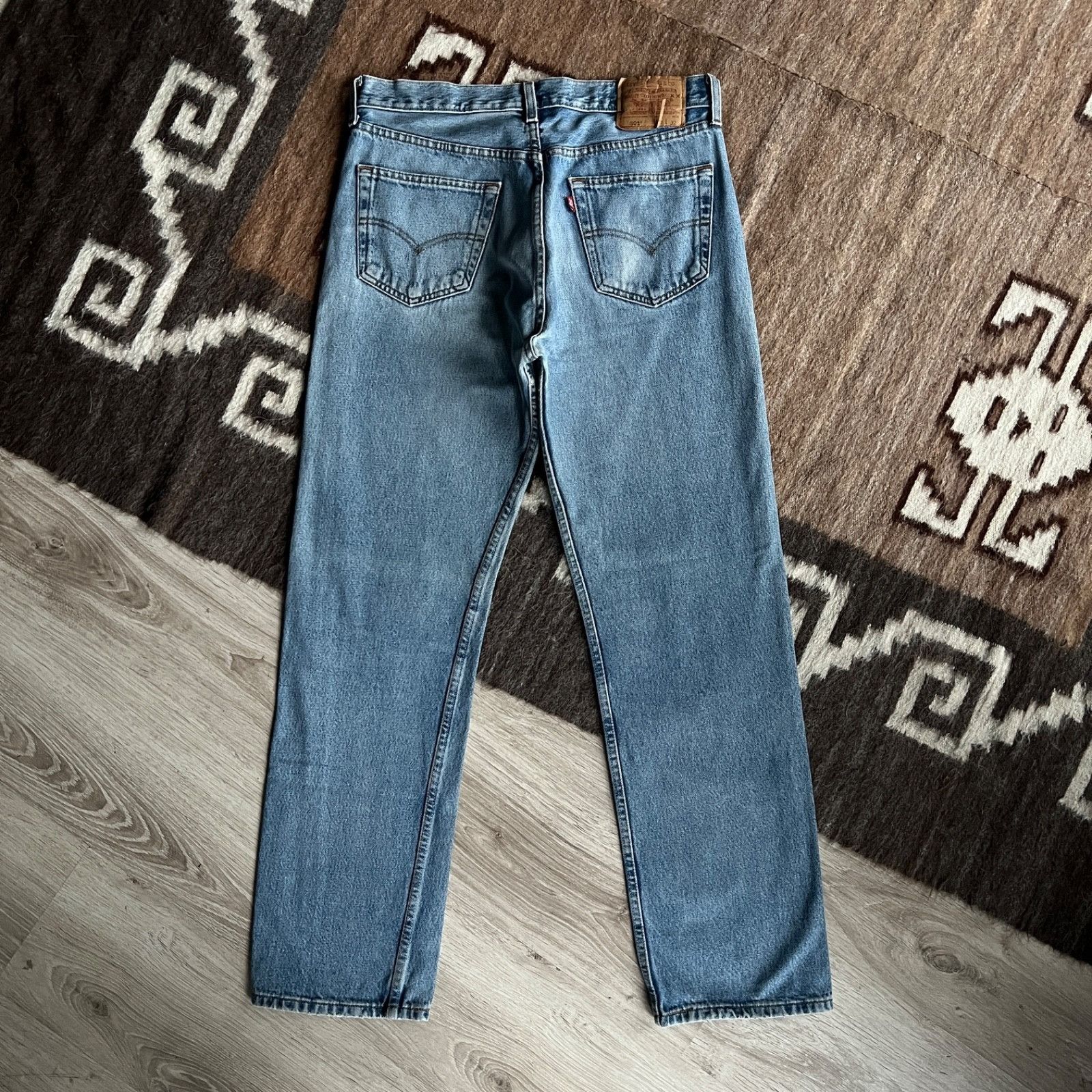 Levi's Levi's 501 Vintage Light Blue Denim Jeans 9830AC Size US 33 - 2 Thumbnail
