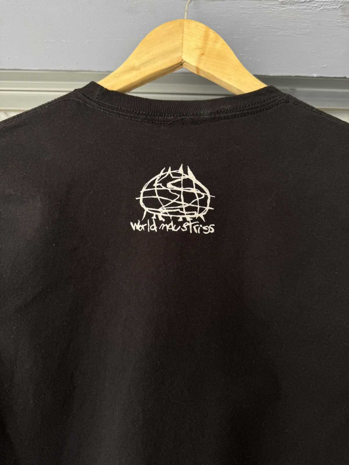 World Industries Vintage 00’s World Industries Flameboy vs Wet Willy tee Size US S / EU 44-46 / 1 - 8 Thumbnail