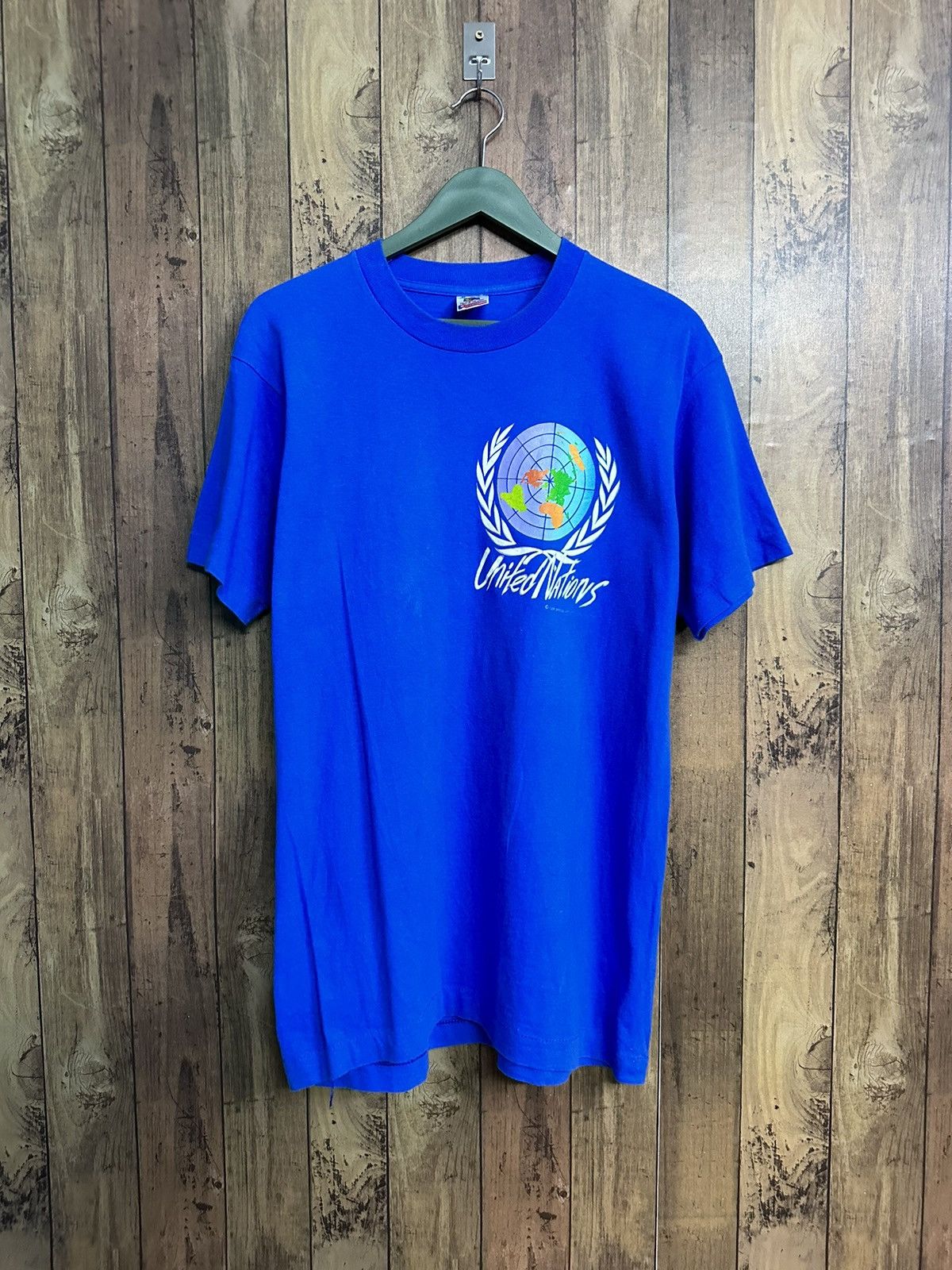 Fruit Of The Loom Vintage 1994 United Nations FOTL Tshirt A247 Size US S / EU 44-46 / 1 - 2 Thumbnail