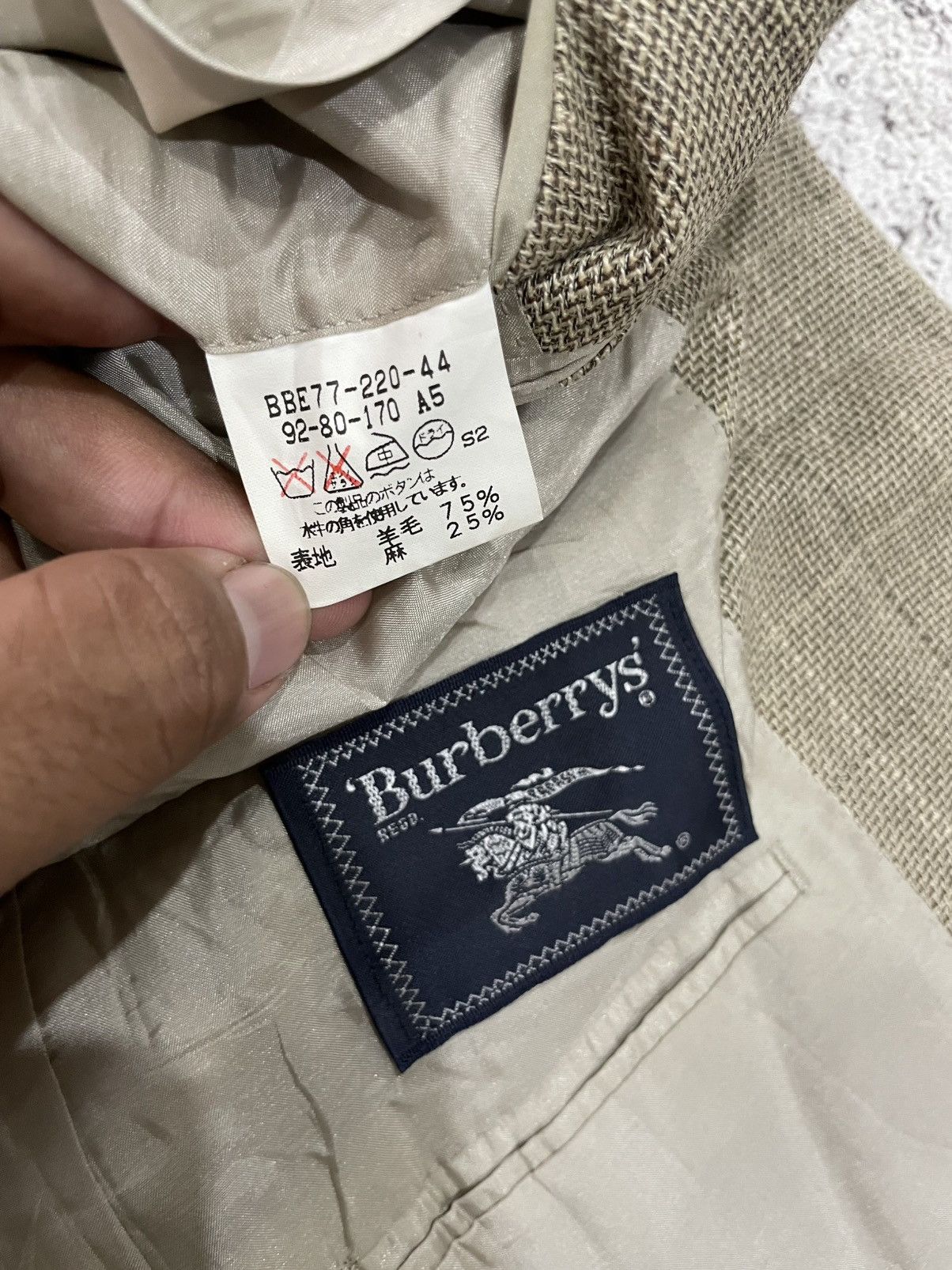 Burberry Vintage Plaid Burberry Distressed Blazer Dirty Look Jacket Size US M / EU 48-50 / 2 - 7 Thumbnail