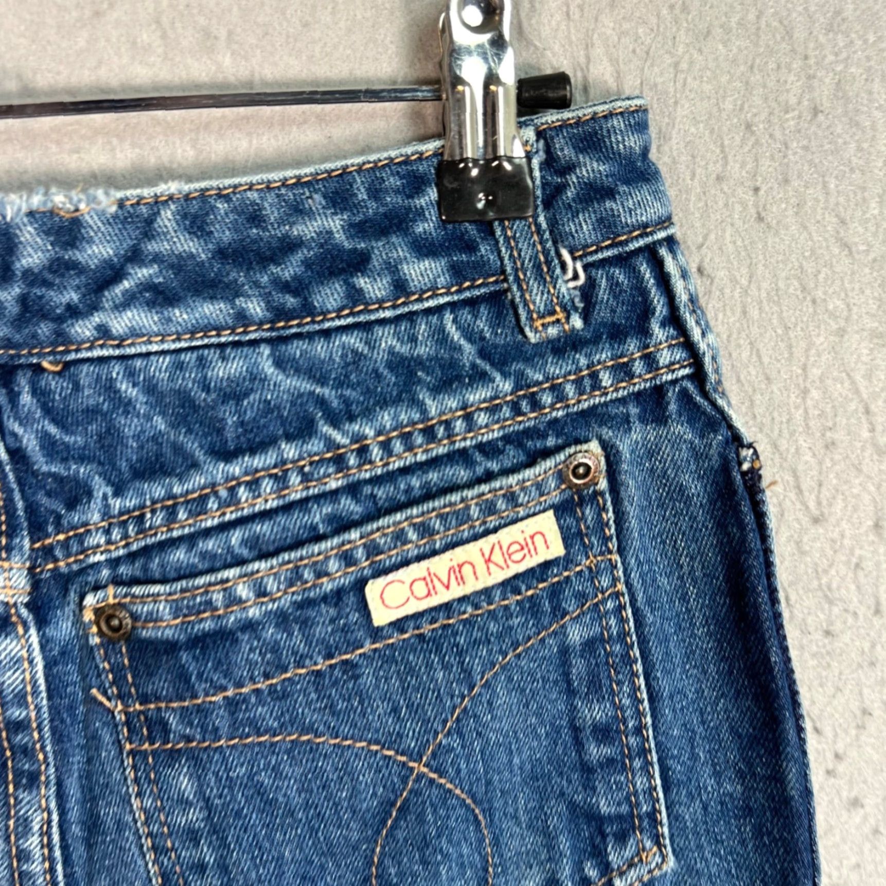 Calvin Klein VINTAGE Calvin Klein Womens Size 10 High-Waist Straight-Leg Jeans Blue Denim Size 32" / US 10 / IT 46 - 3 Thumbnail